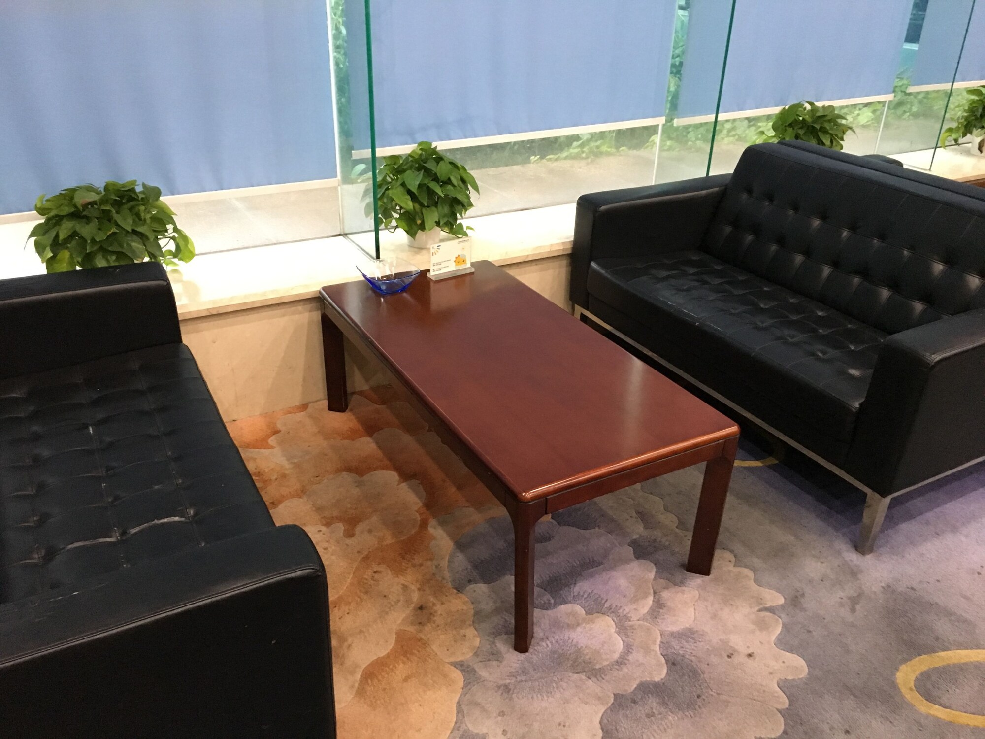 #1 of 5 images of Domestic First Class Lounge (Gate 6) (Temporarily Closed For Renovation)