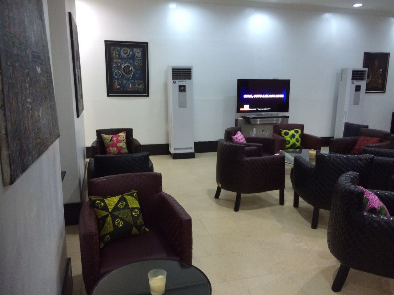 #3 of 5 images of SDS Llegada Arrival Lounge (D-Wing)