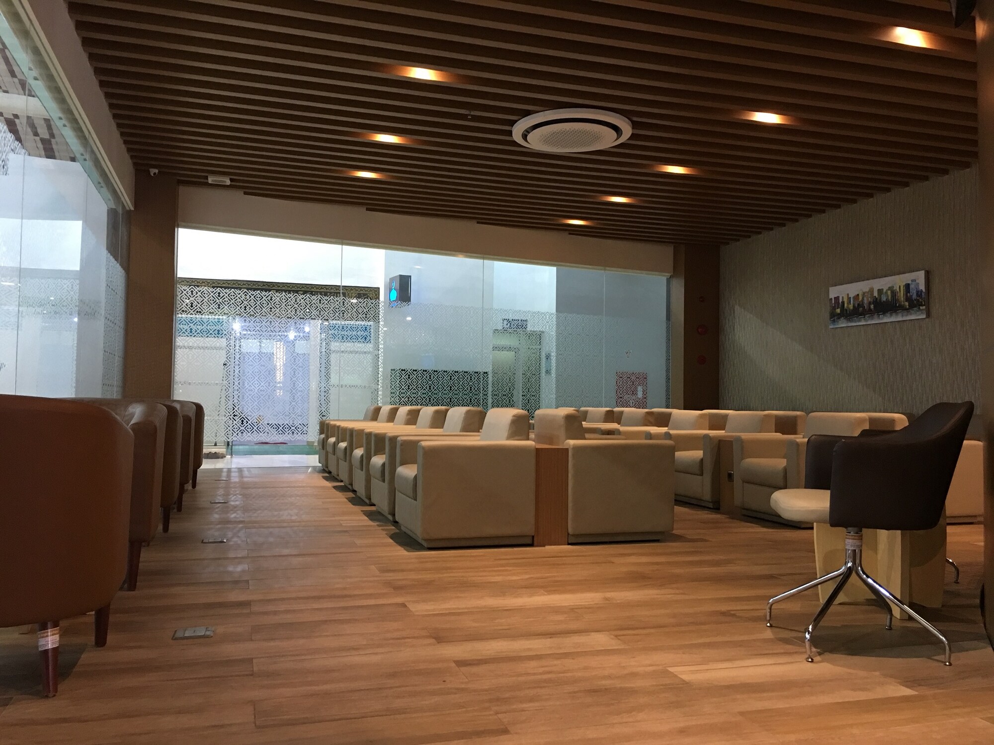 #5 of 5 images of Concordia Premier Lounge