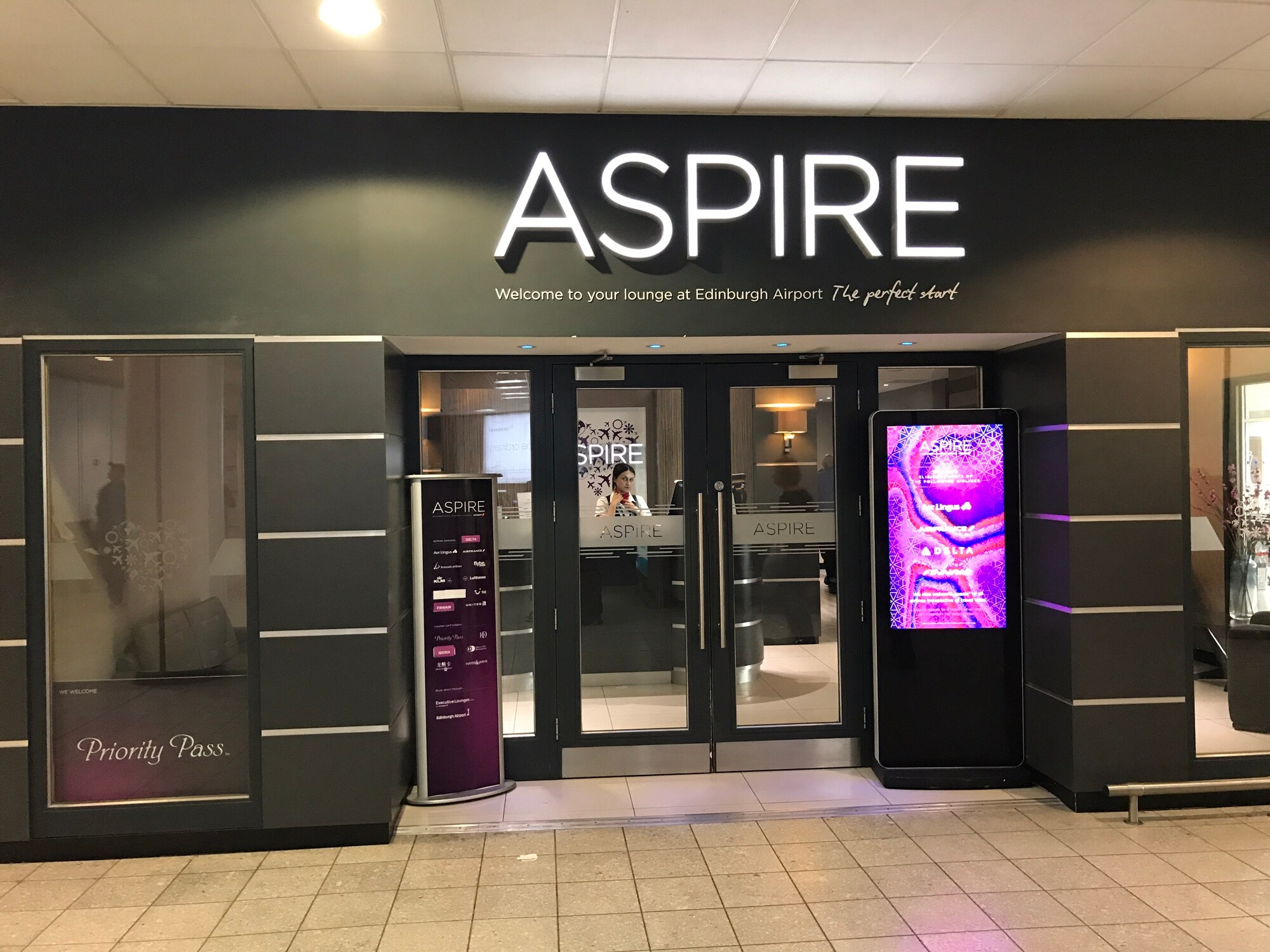 #5 of 5 images of Aspire Lounge (Gates 4-5) (Temporarily Closed)
