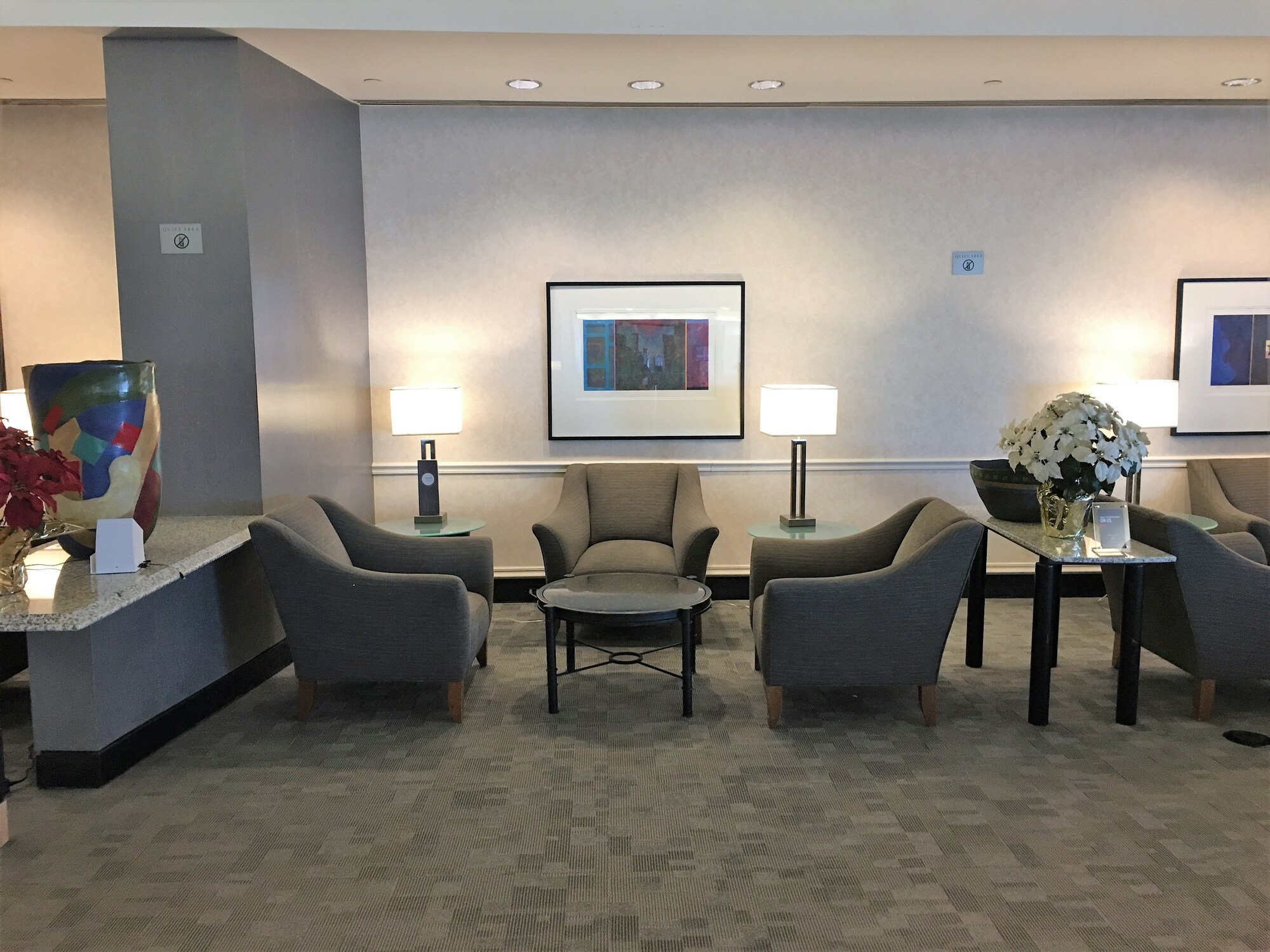 #3 of 5 images of Delta Air Lines Delta Sky Club