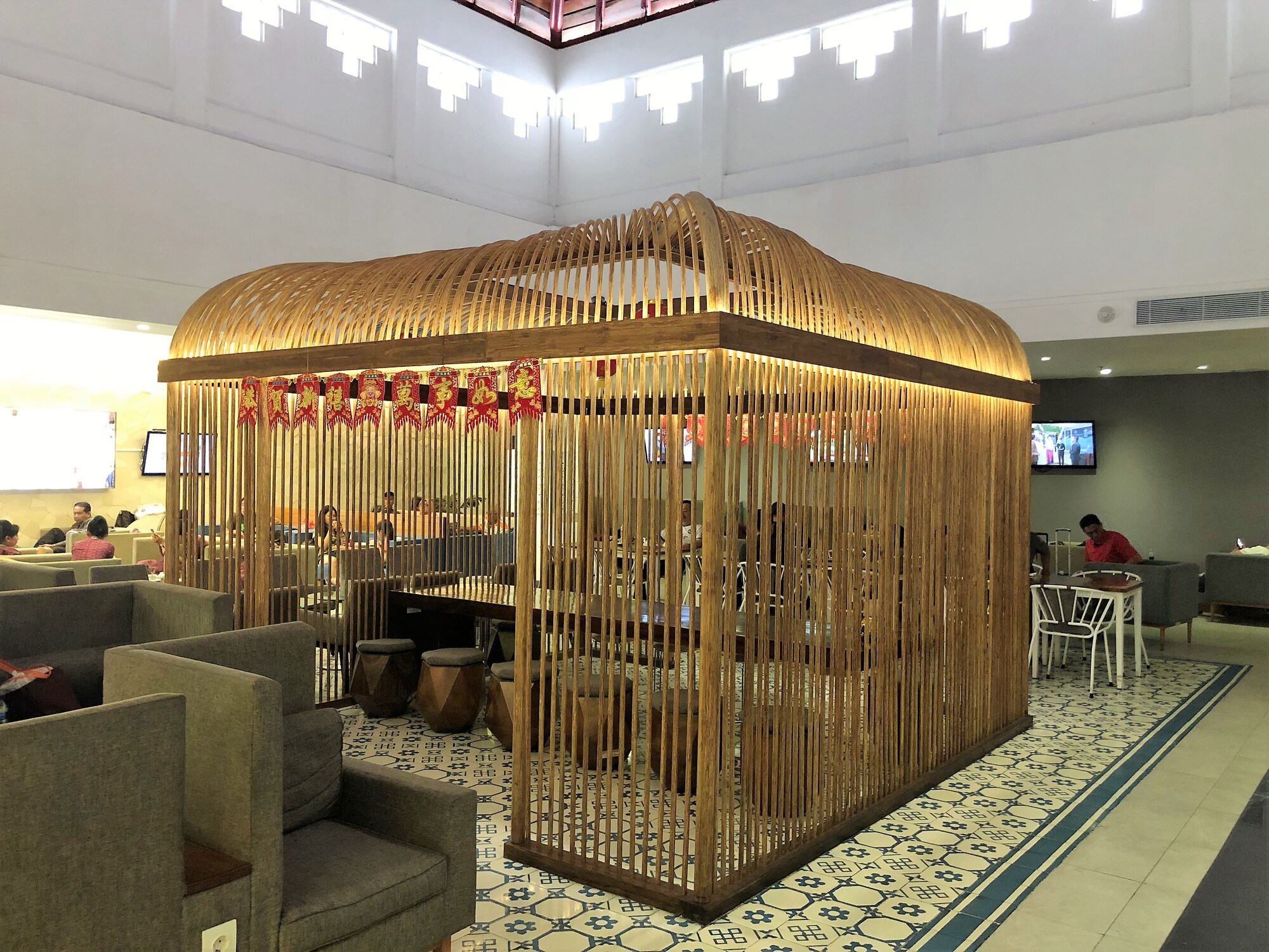 #5 of 5 images of Concordia Lounge