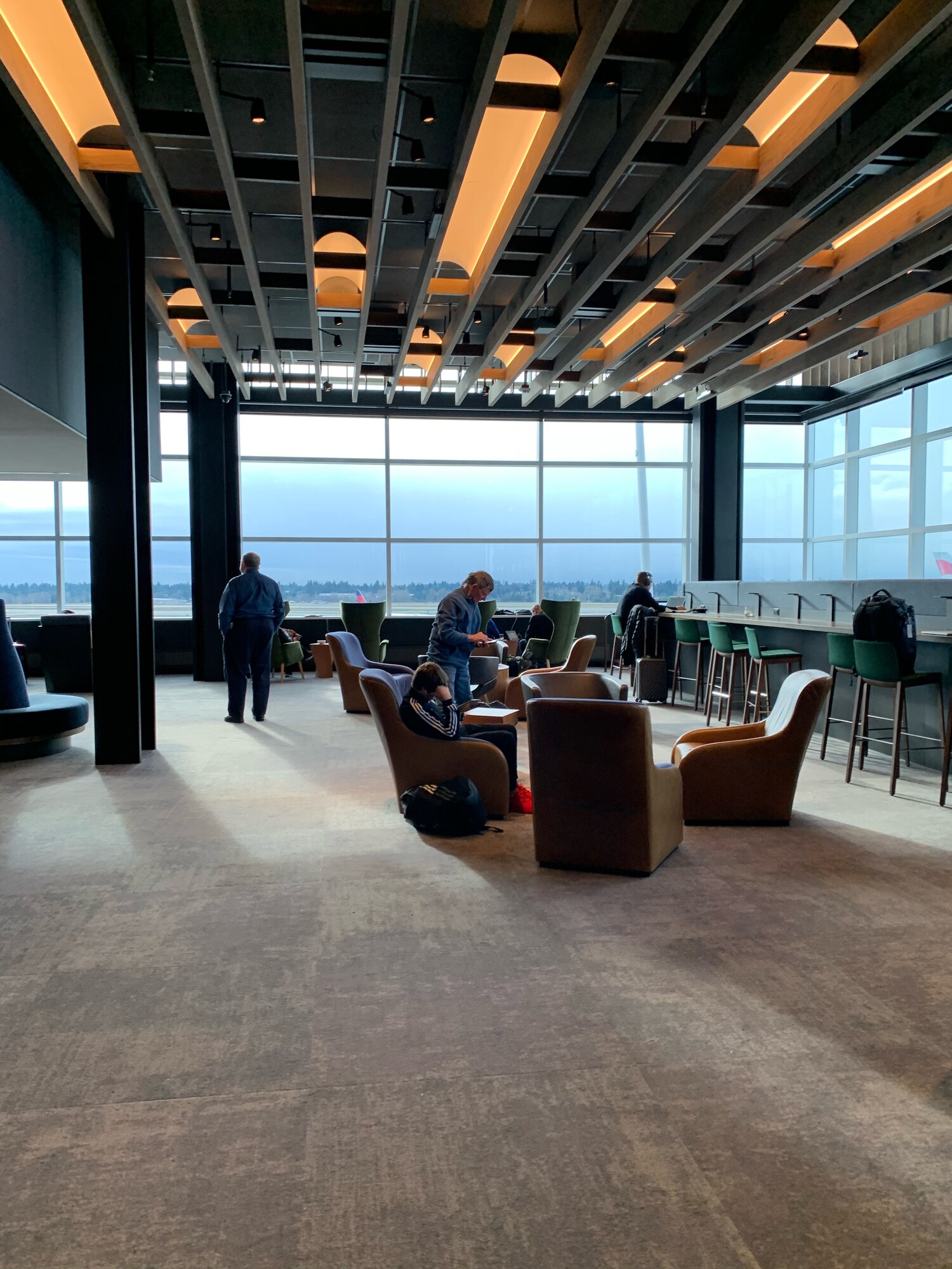 #3 of 5 images of Alaska Airlines Alaska Lounge