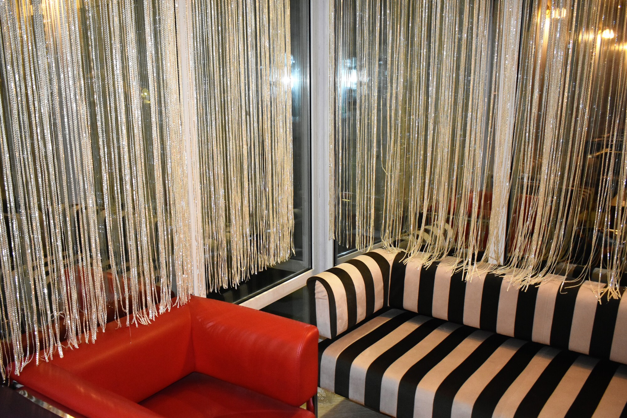 #1 of 5 images of Paradise Arrival Business Lounge
