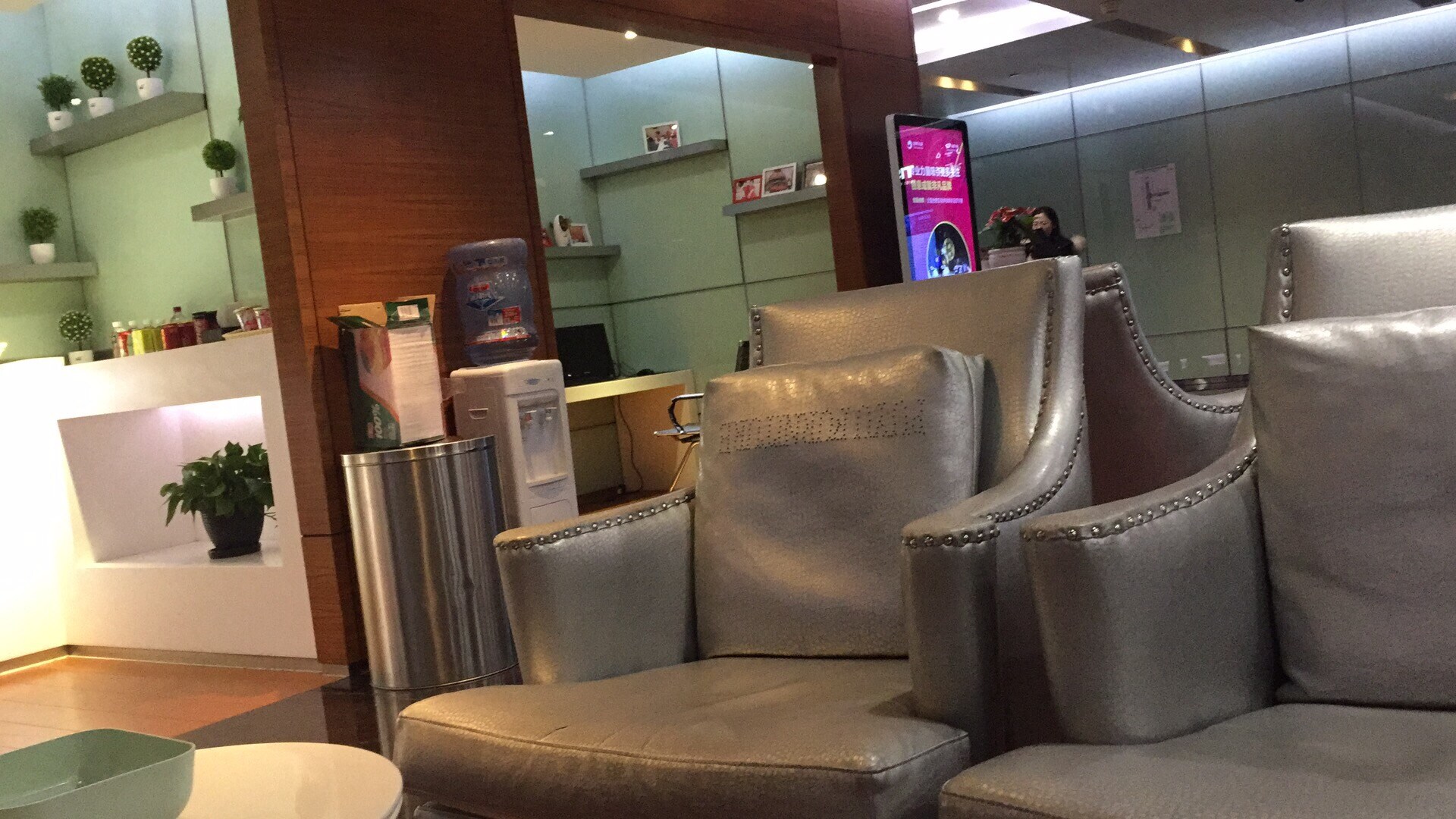 #1 of 2 images of Chengdu Airport First Class Lounge (Gate 172)