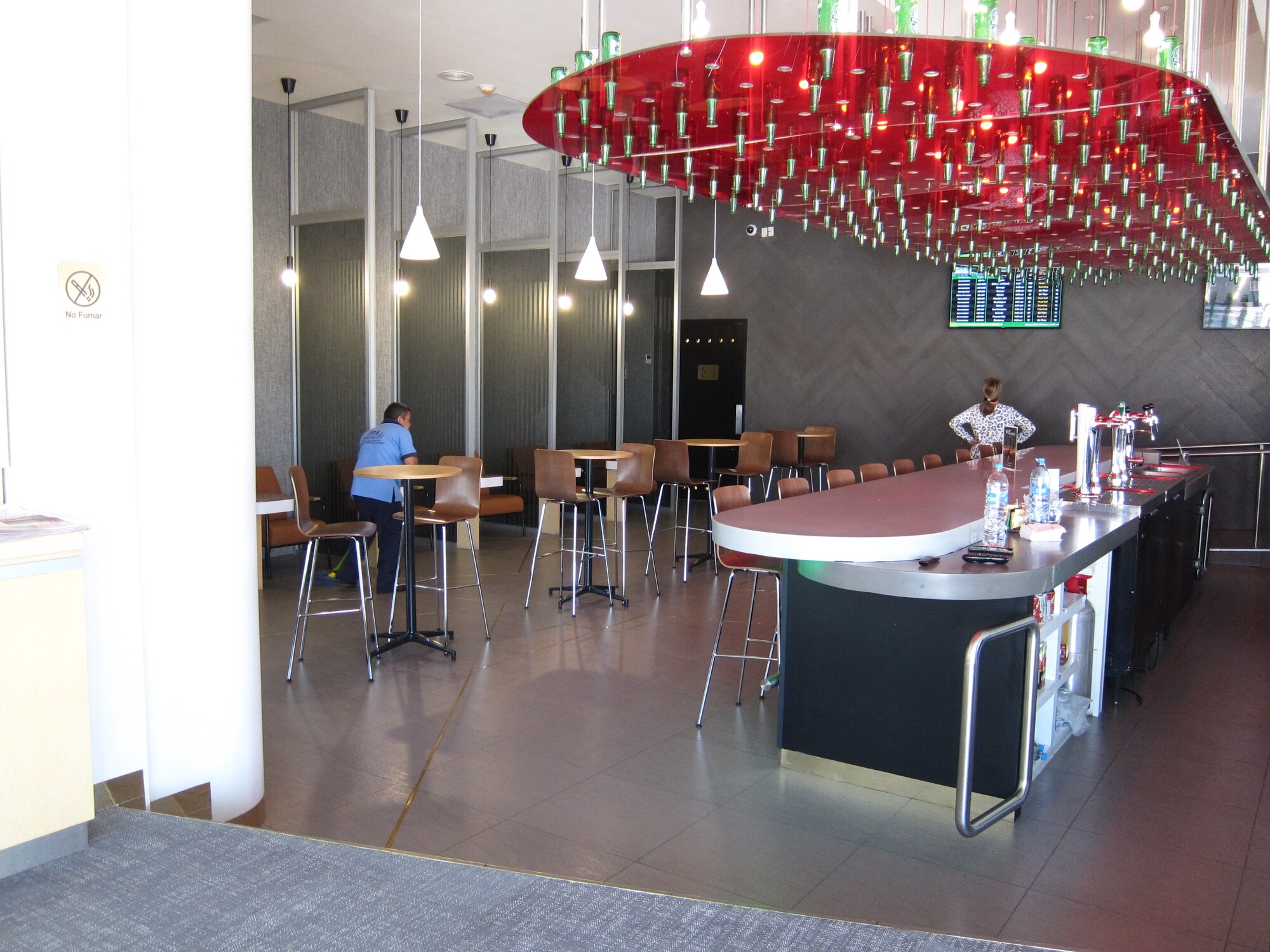 #1 of 5 images of Terraza Premier Aeromexico By Heineken