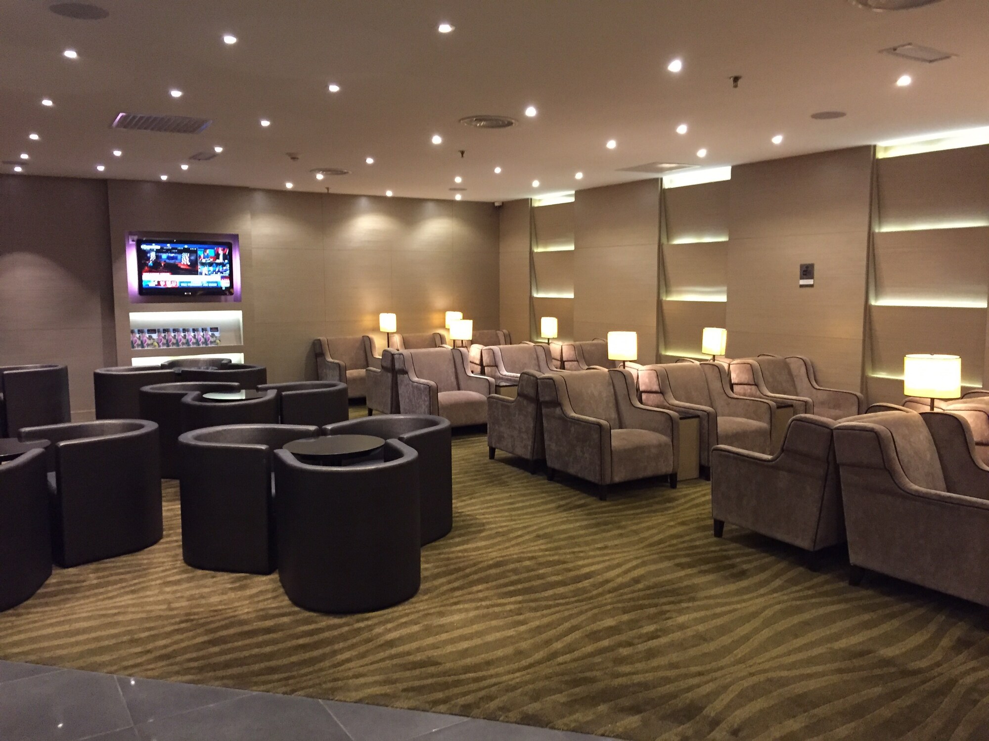 #1 of 5 images of Plaza Premium Lounge (Domestic Departures) (Temporarily Closed)