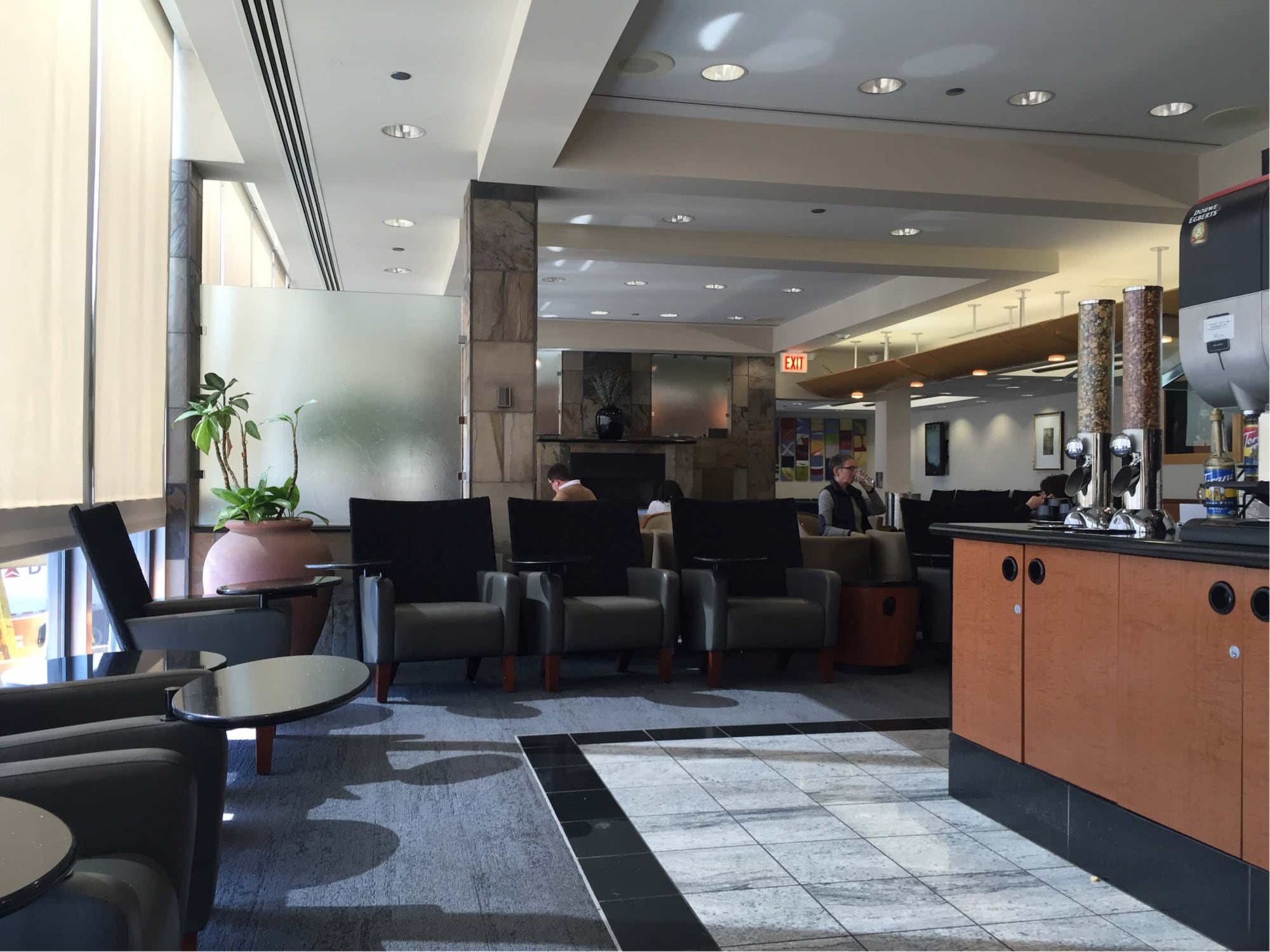 #5 of 5 images of Delta Air Lines Delta Sky Club