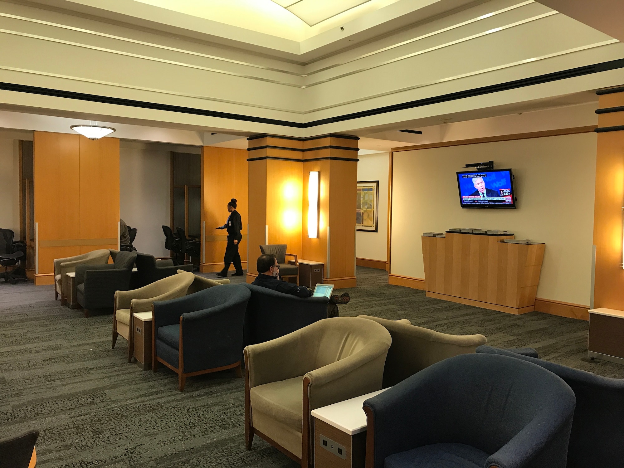 #1 of 5 images of Delta Air Lines Delta Sky Club