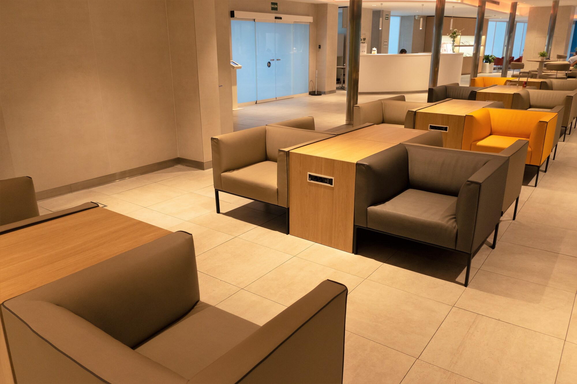 #1 of 5 images of Sala VIP Joan Olivert (Temporarily Closed)
