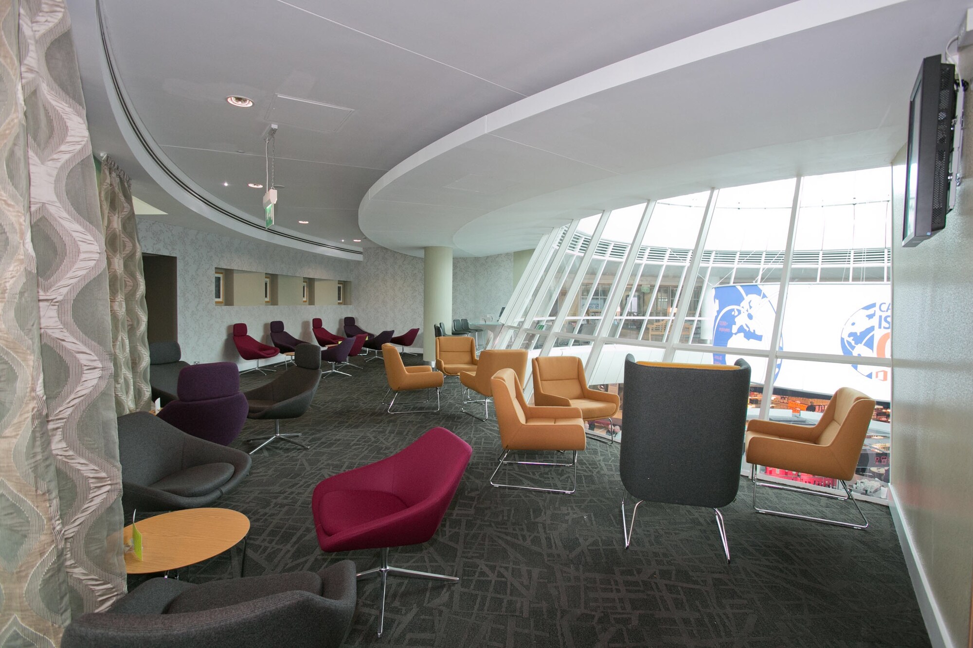 #4 of 5 images of Escape Lounge (Temporarily Closed)