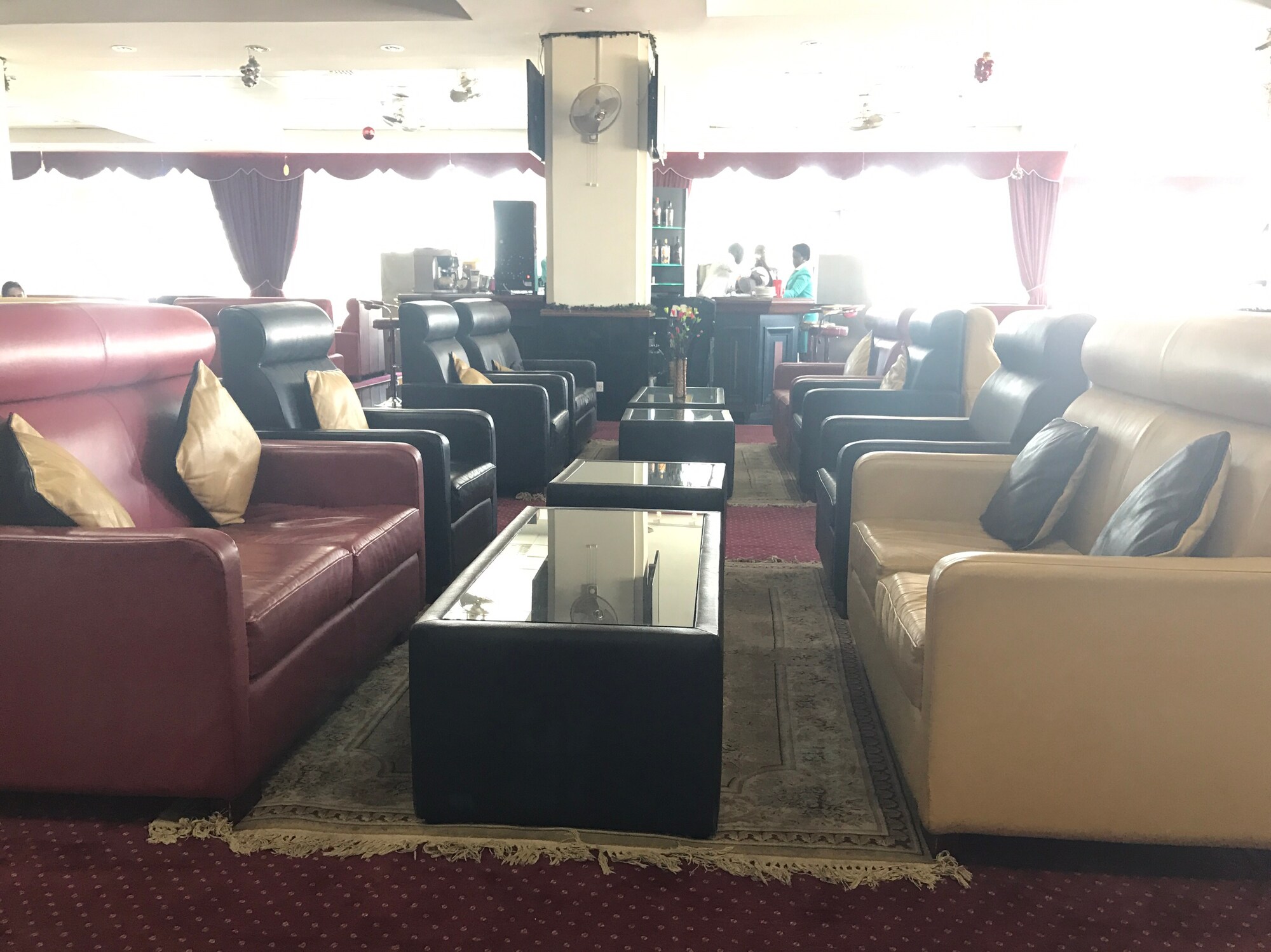 #2 of 5 images of Karibuni Lounge