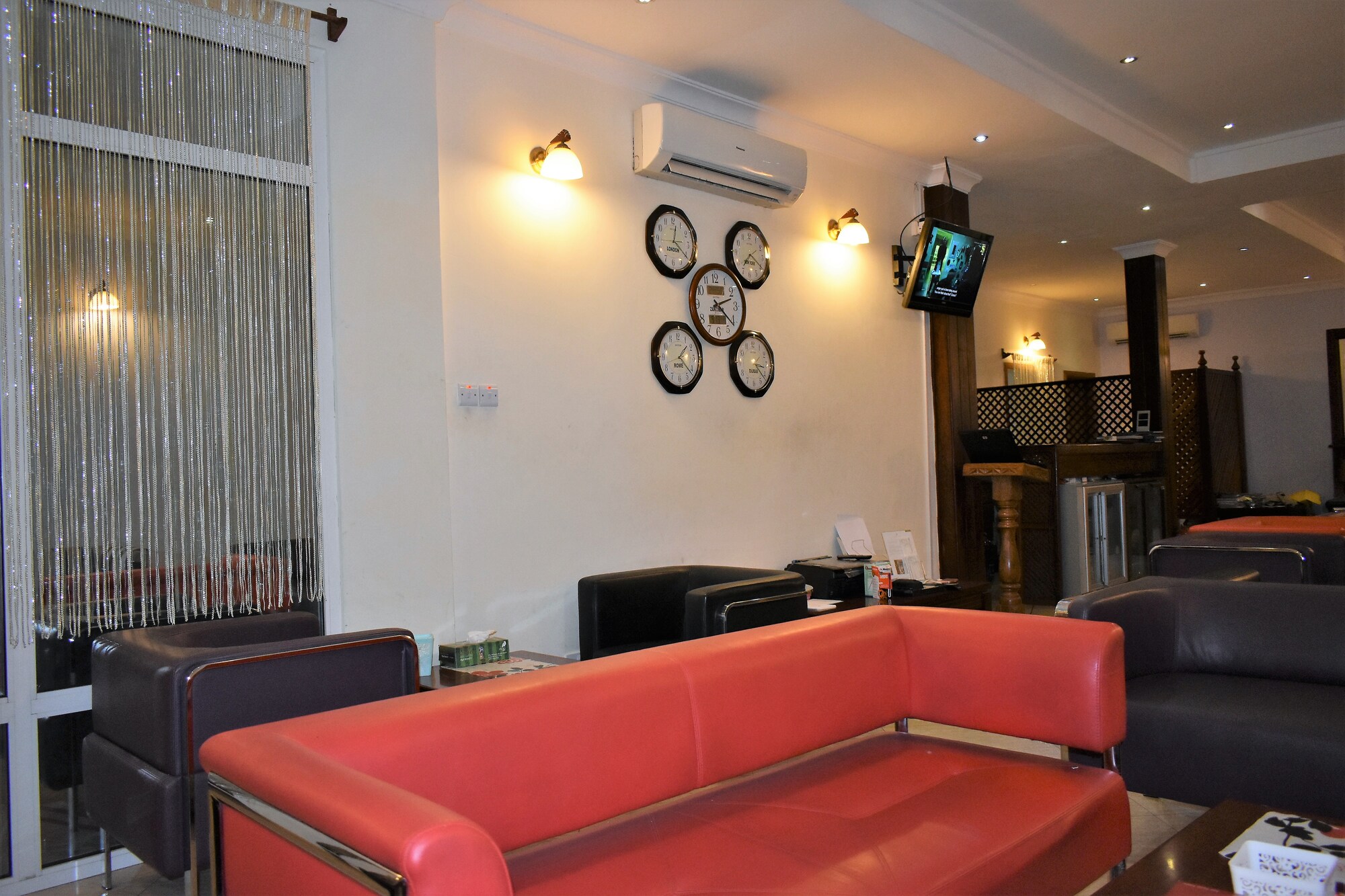 #3 of 5 images of Paradise Arrival Business Lounge