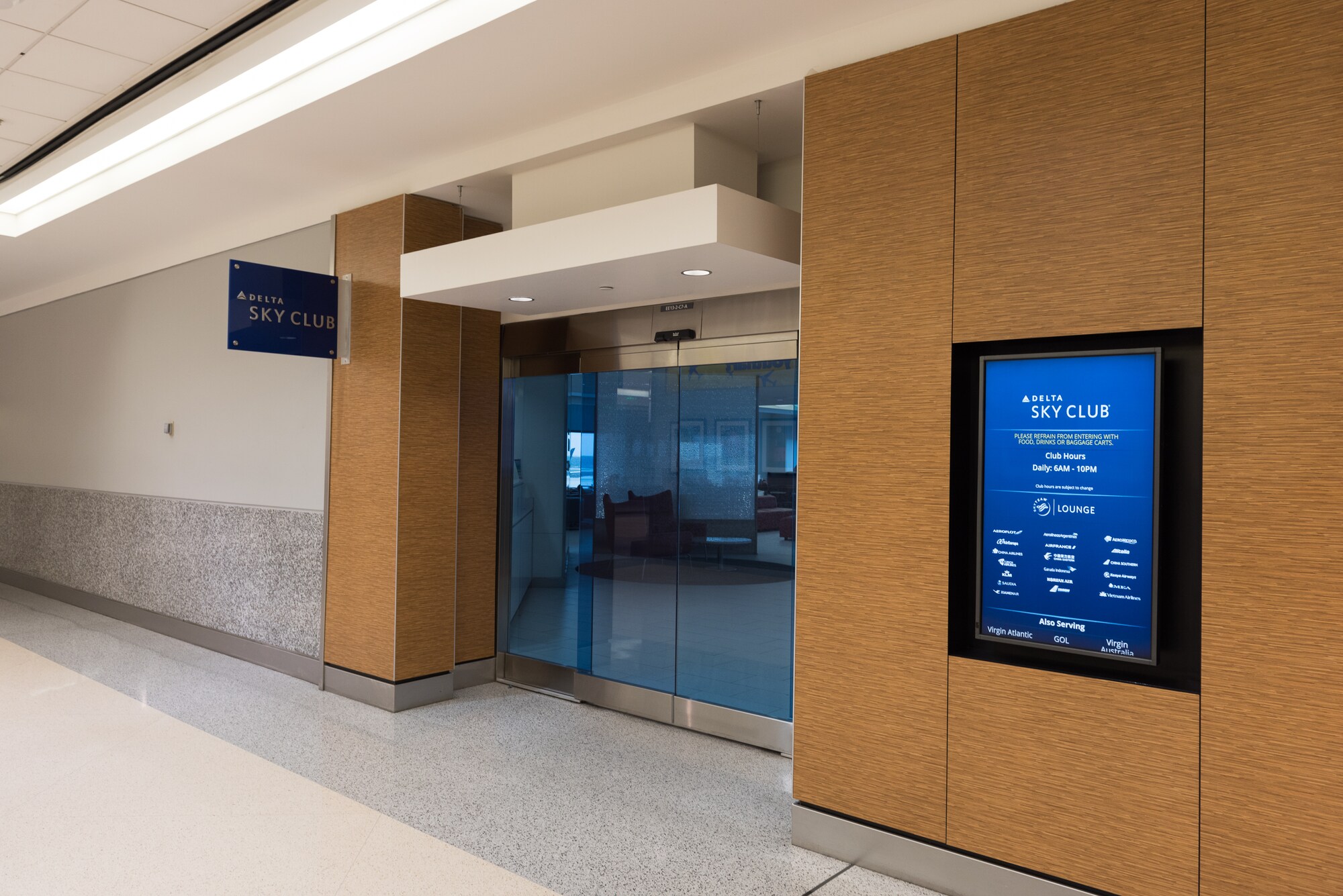 #3 of 5 images of Delta Air Lines Delta Sky Club
