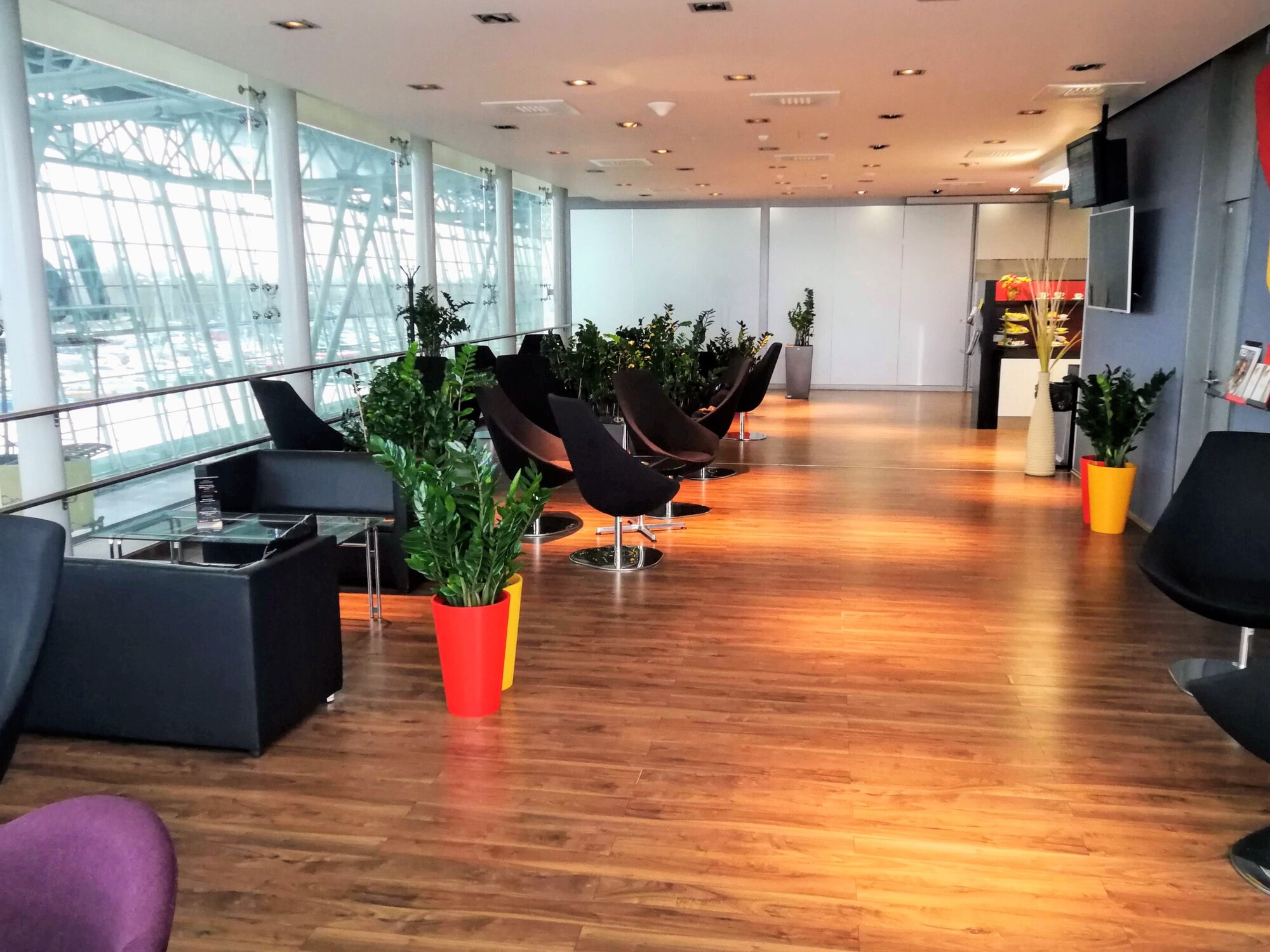 #5 of 5 images of Mastercard Lounge