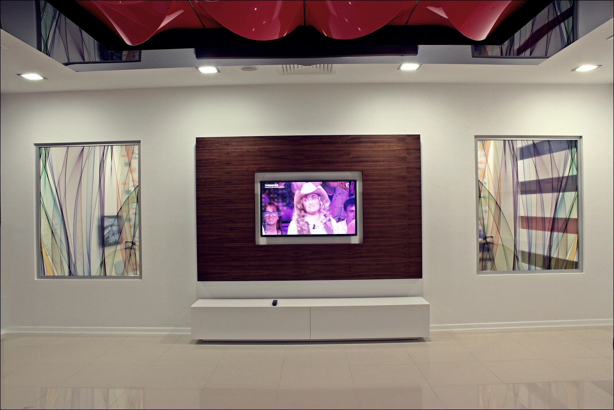 #2 of 5 images of CIP Lounge