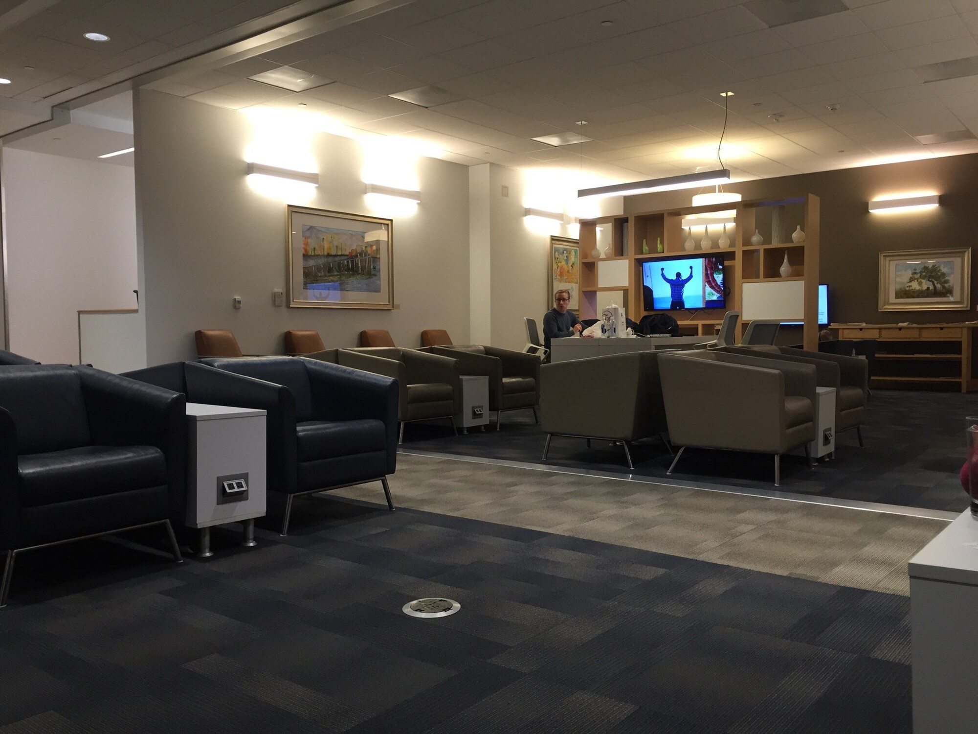 #4 of 5 images of Airspace Lounge