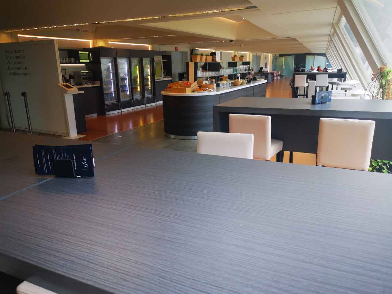 #4 of 5 images of Sala VIP Lounge Aretoa