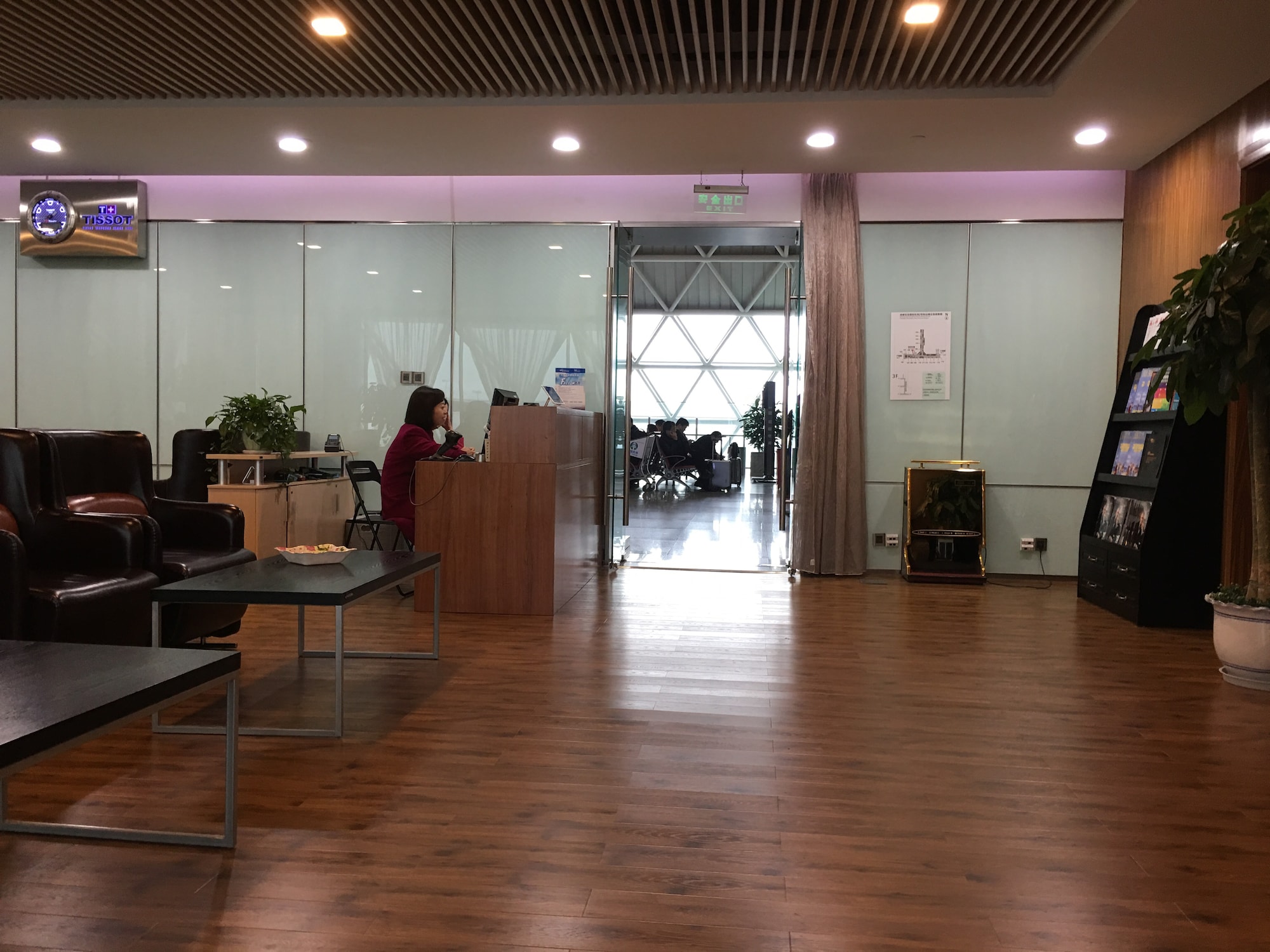 #2 of 3 images of Chengdu Airport First Class Lounge (Gate 169)