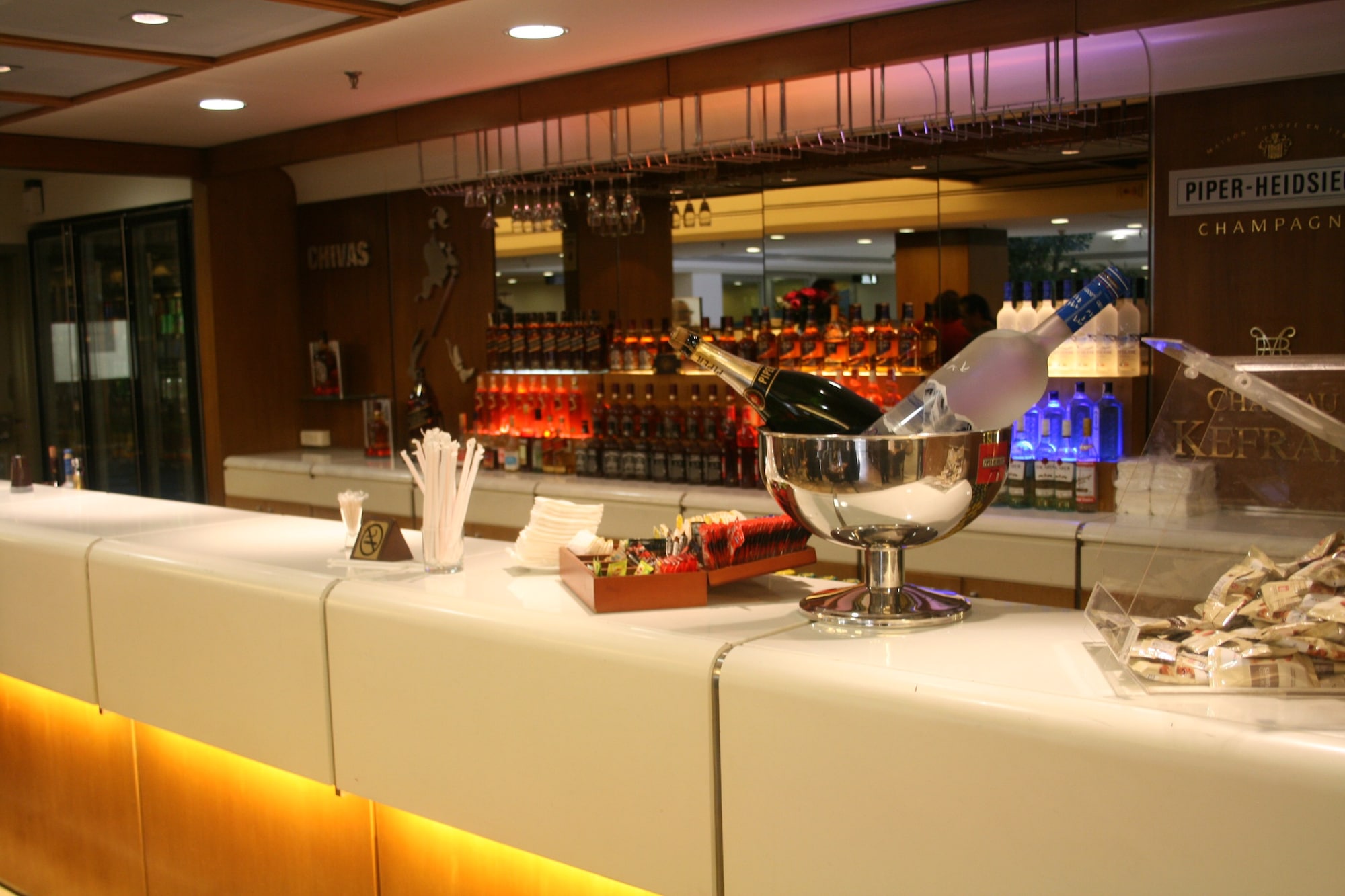 #5 of 5 images of Middle East Airlines Cedar Lounge
