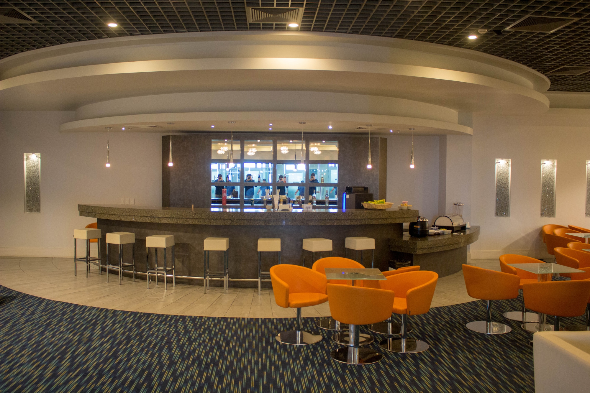 #1 of 5 images of International VIP Lounge (Gate 8)