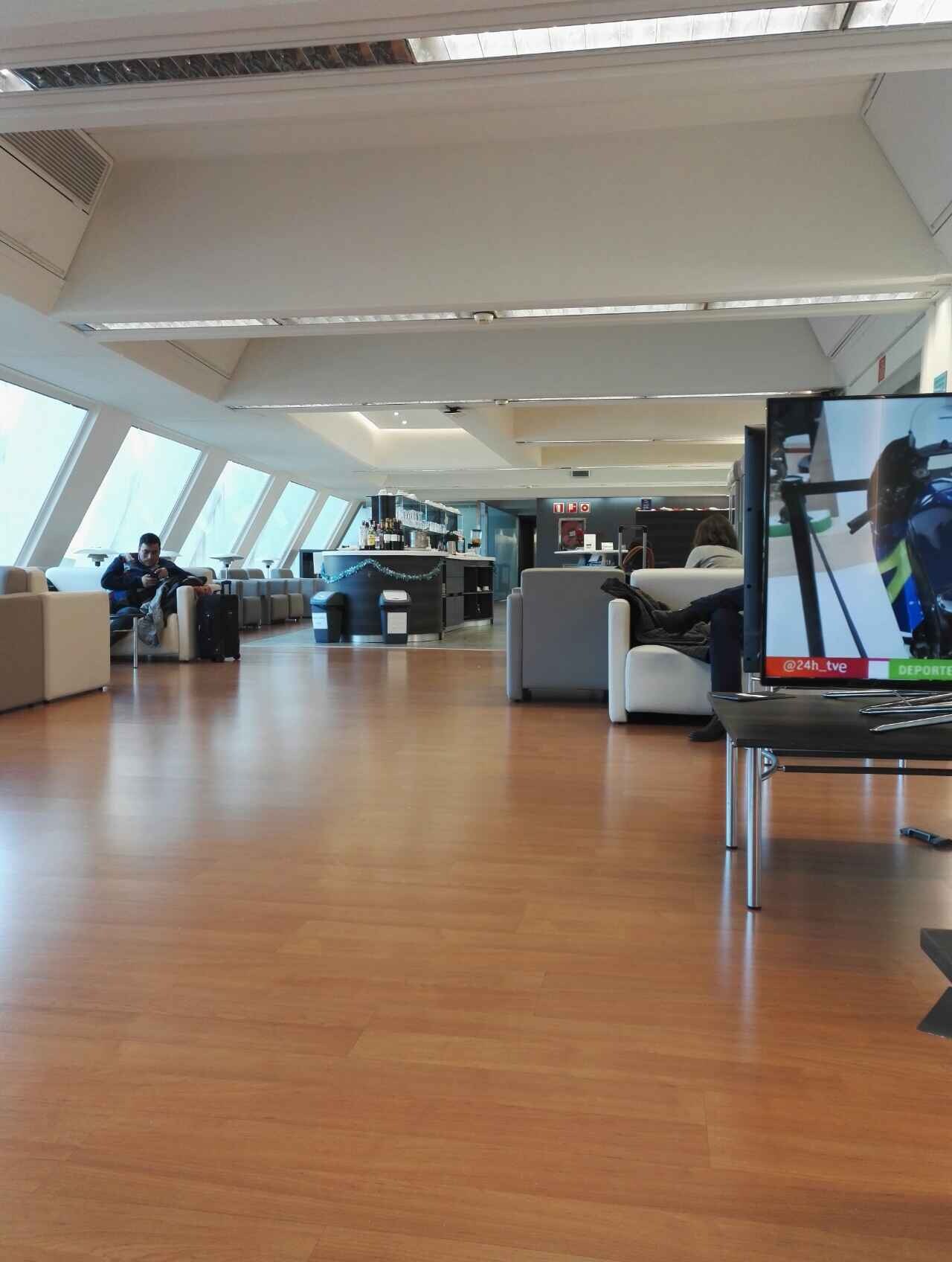 #2 of 5 images of Sala VIP Lounge Aretoa