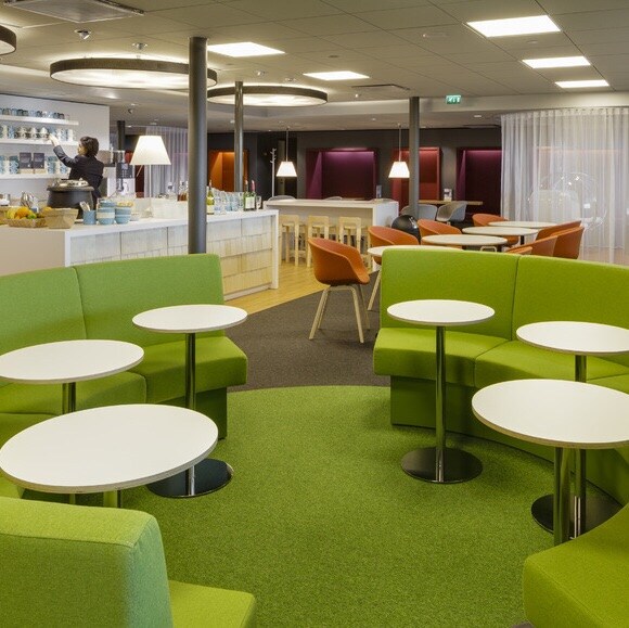 #3 of 5 images of Aspire Lounge