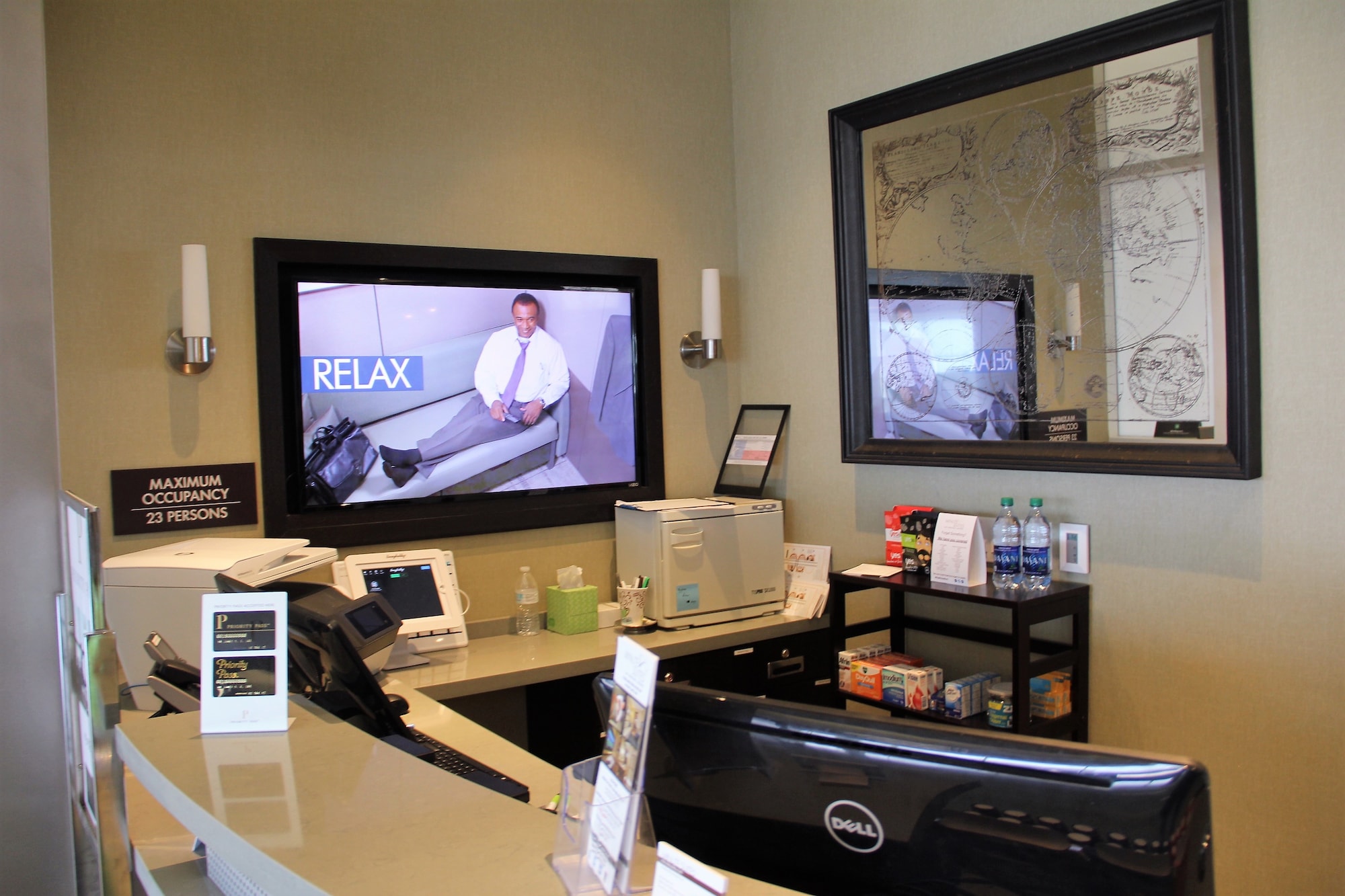 #4 of 5 images of Minute Suites