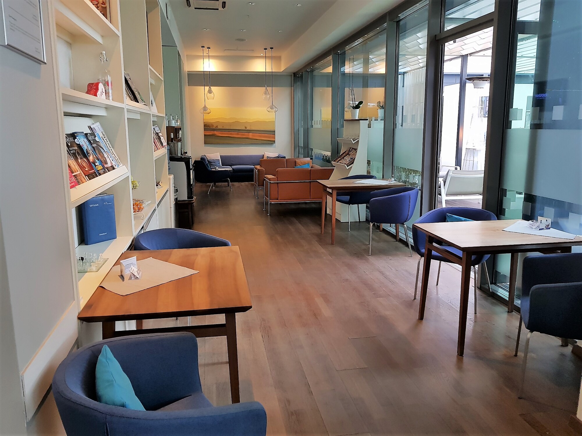 #2 of 5 images of Fraport VIP Lounge