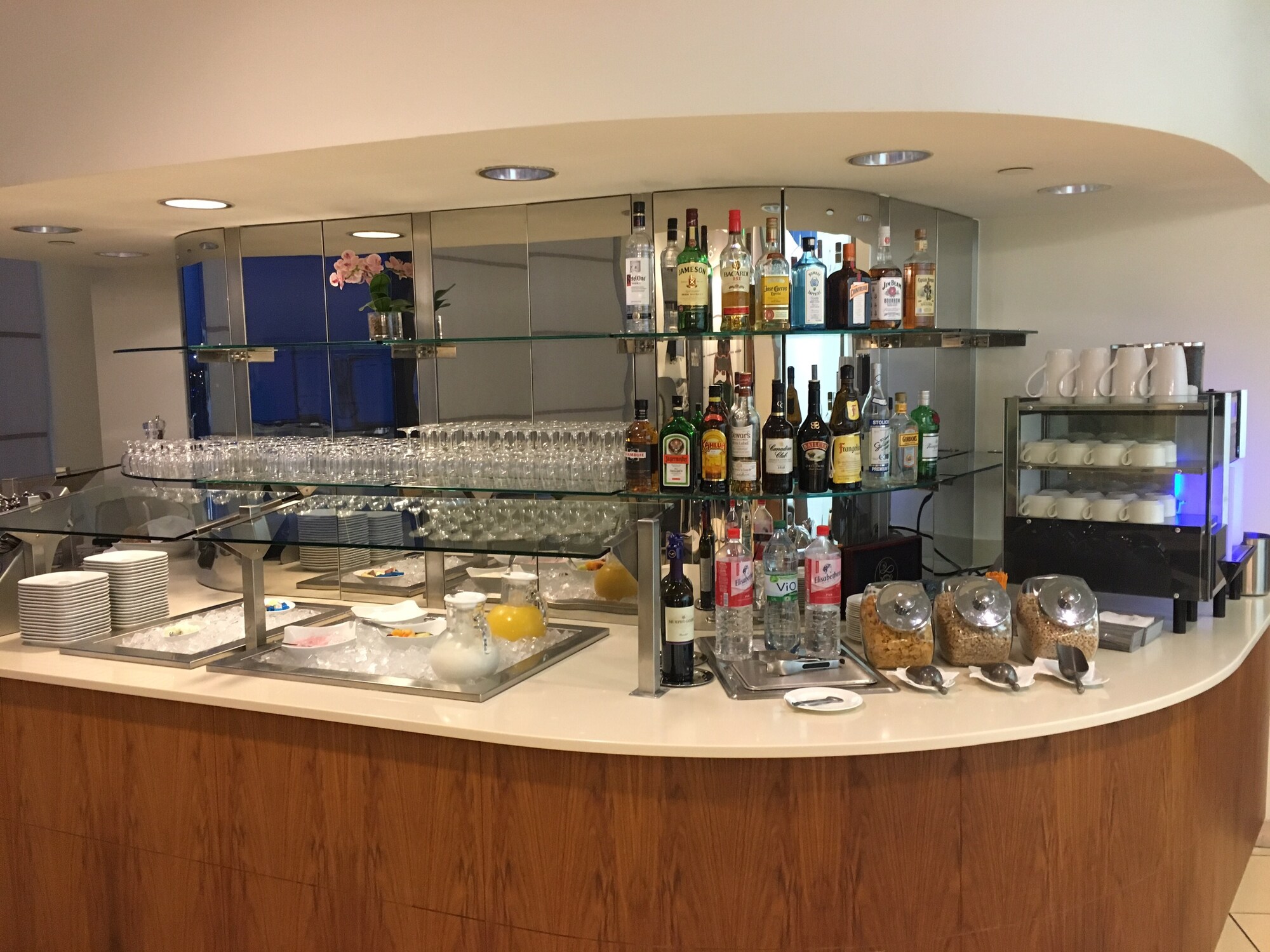 #5 of 5 images of Lufthansa Business Lounge