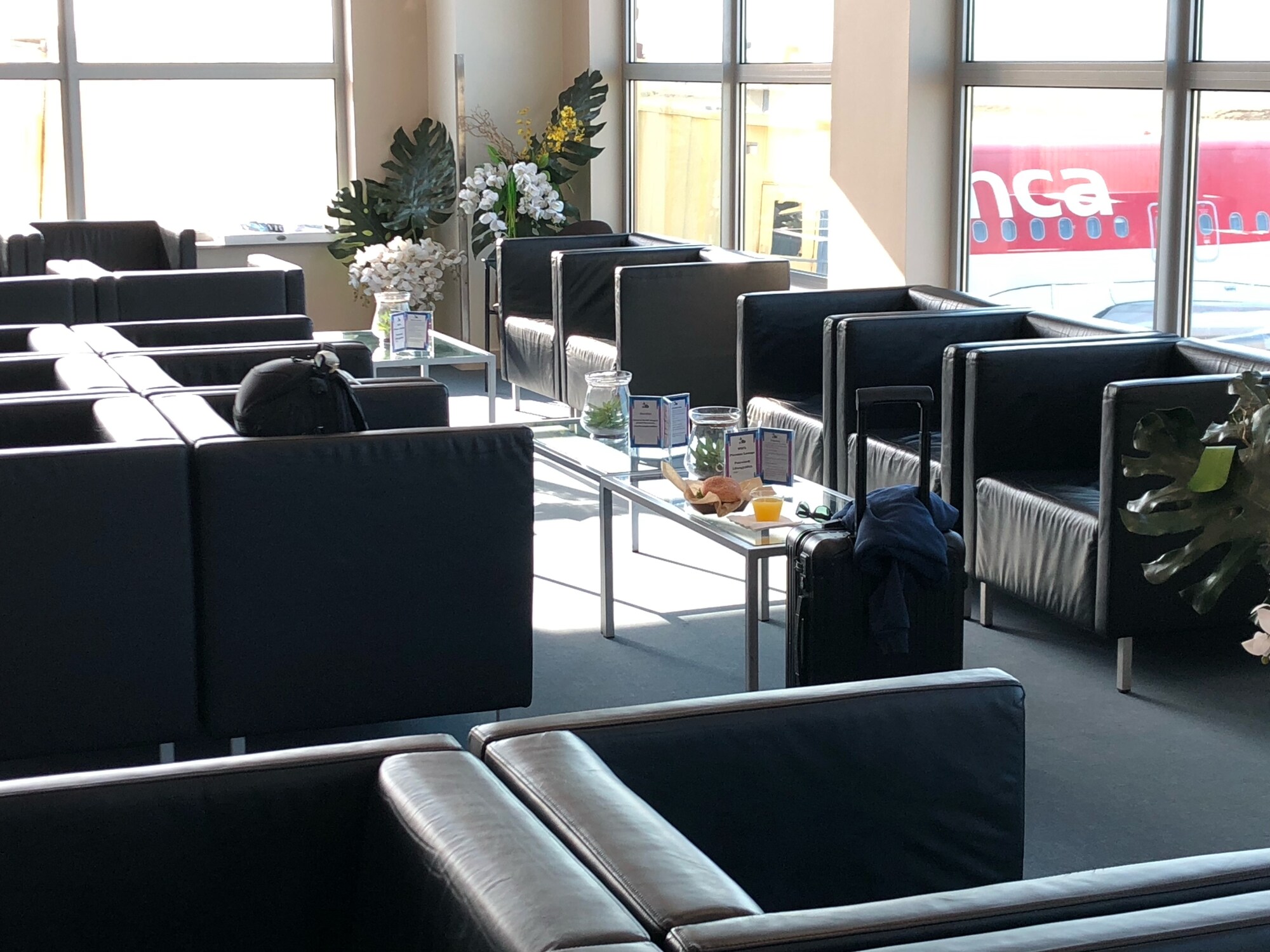 #4 of 4 images of VIP Lounge
