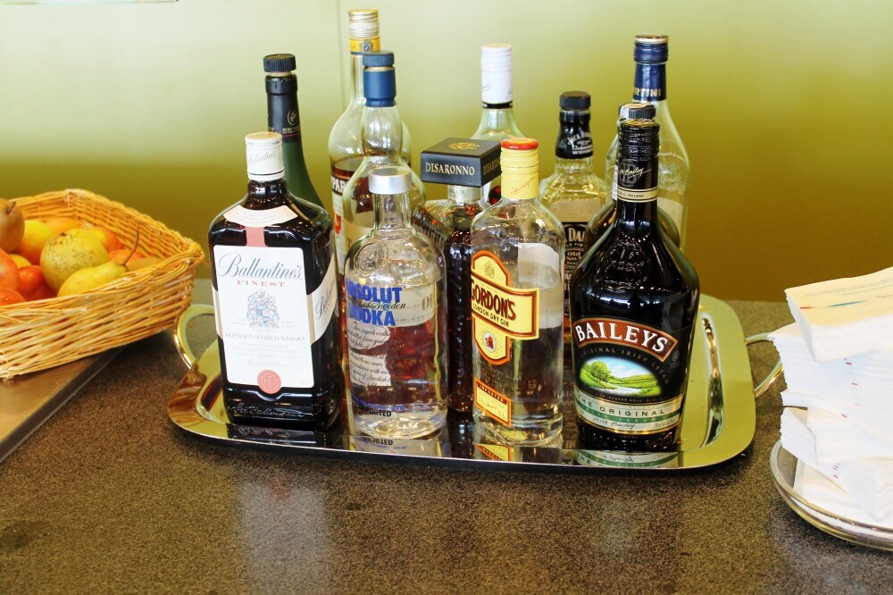 #5 of 5 images of The Lounge