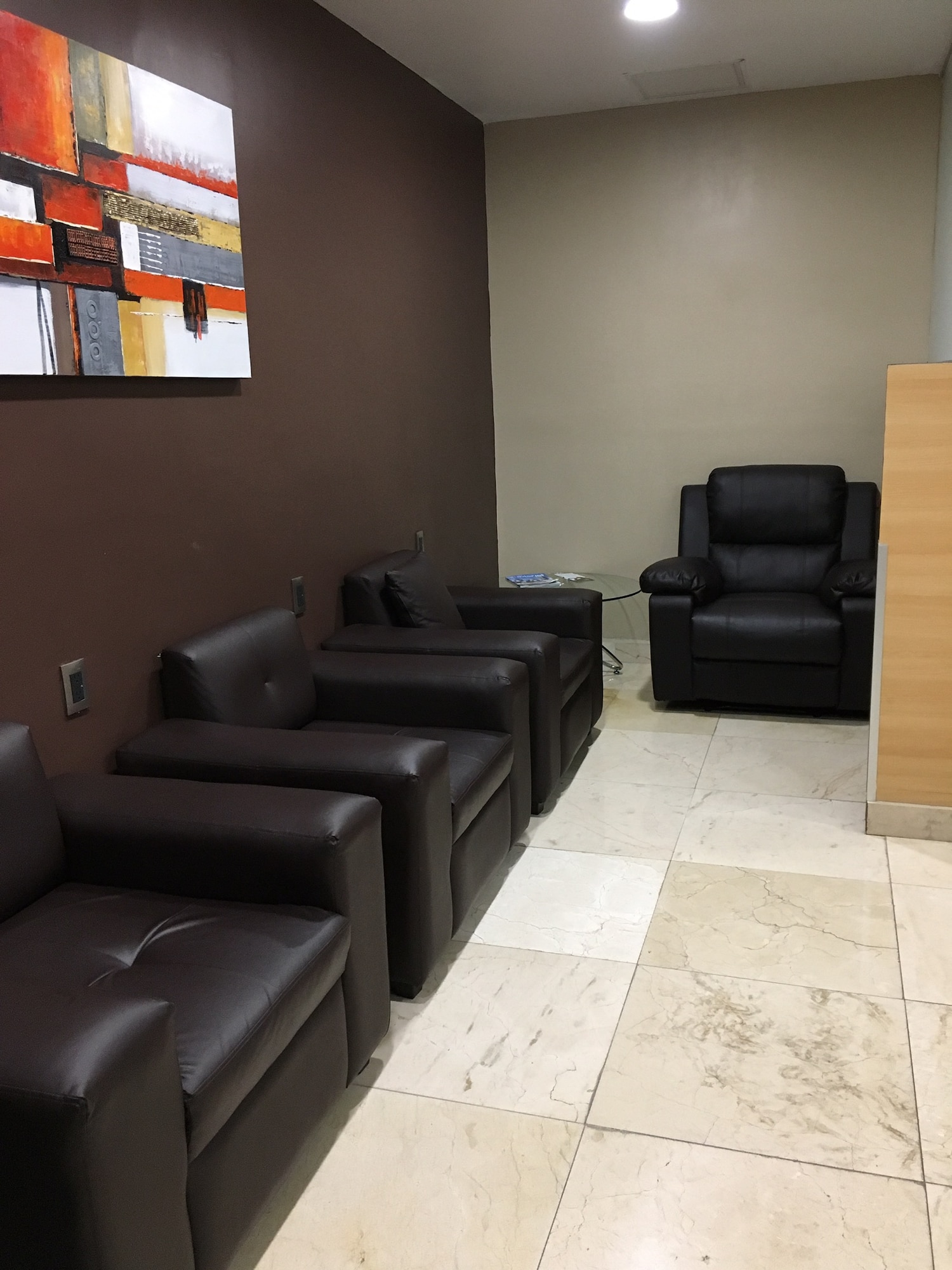 #3 of 5 images of Caral VIP Lounge