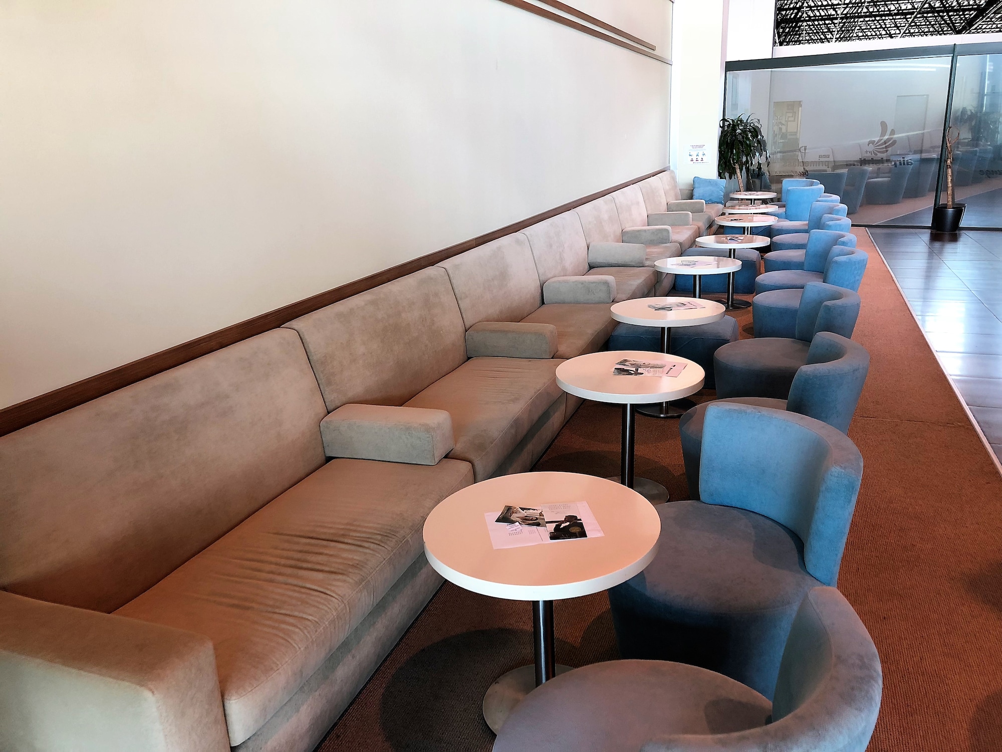 #4 of 5 images of Primeclass Business Lounge
