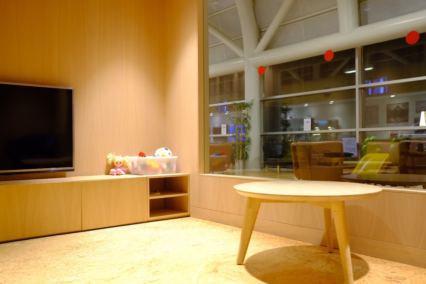 #5 of 5 images of Primeclass Lounge