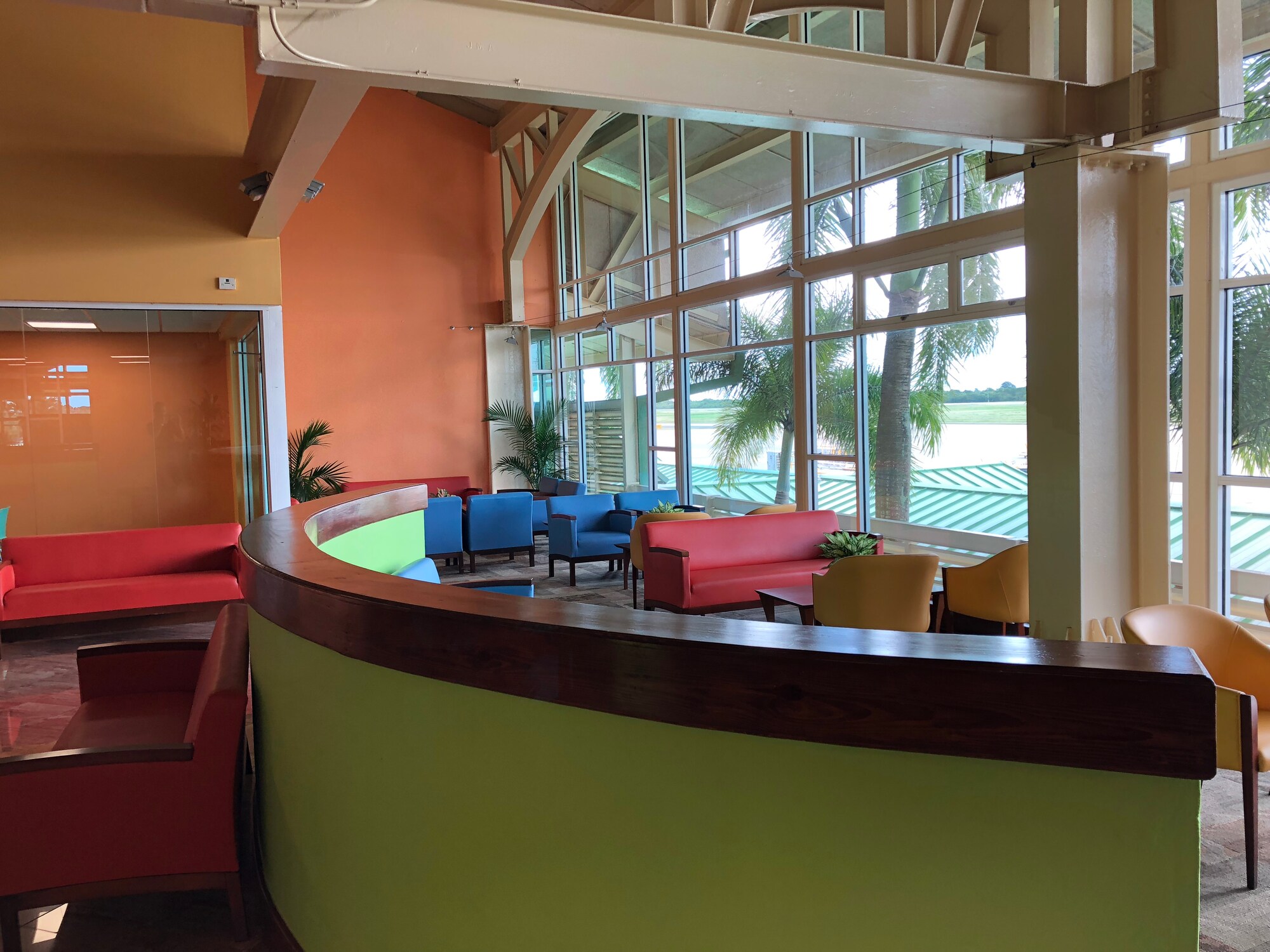 #3 of 4 images of Premier Lounge (Temporarily Closed)