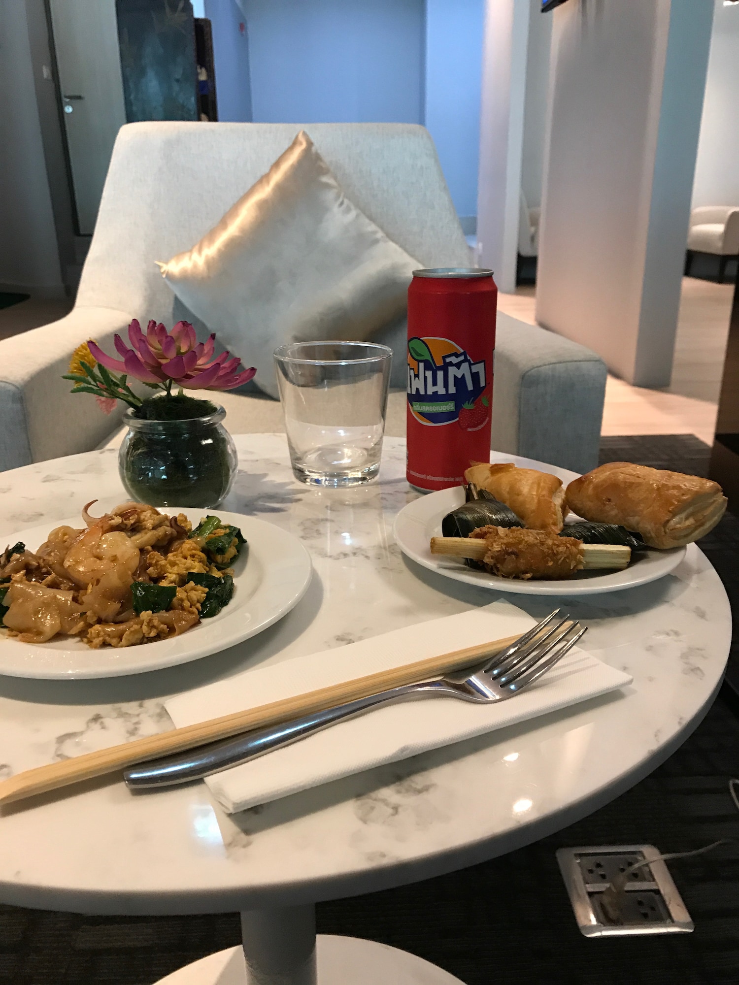 #2 of 5 images of Miracle First Class Lounge (Temporarily Closed)