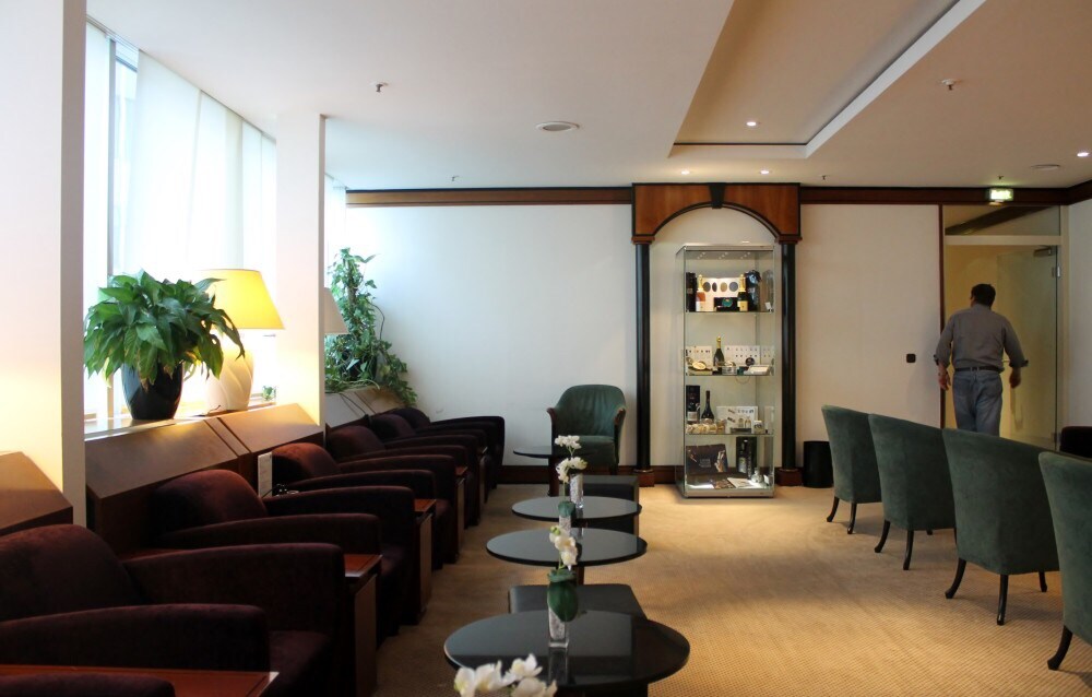 #2 of 5 images of LuxxLounge