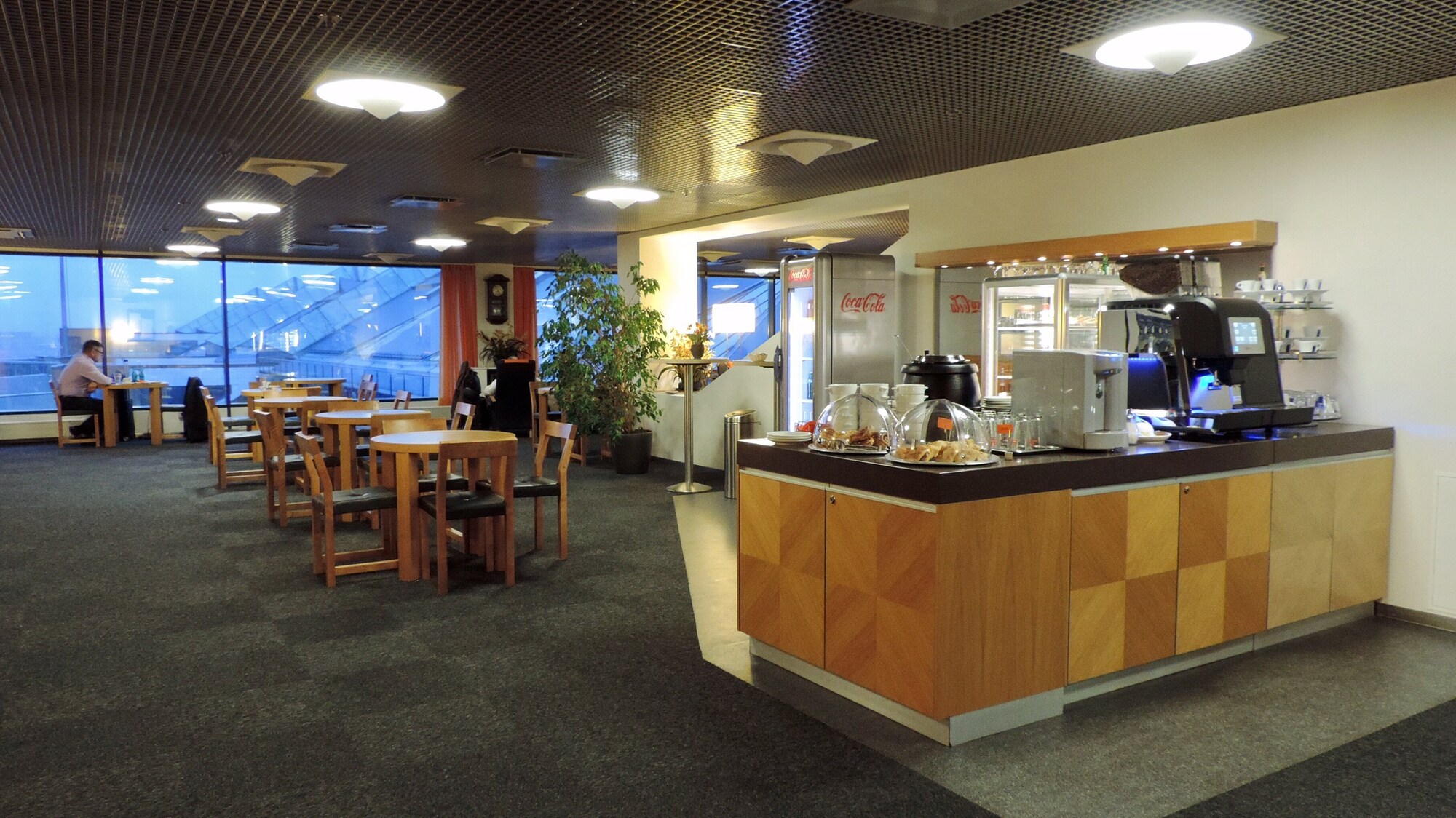 #2 of 5 images of Tallinn Airport International Business Lounge