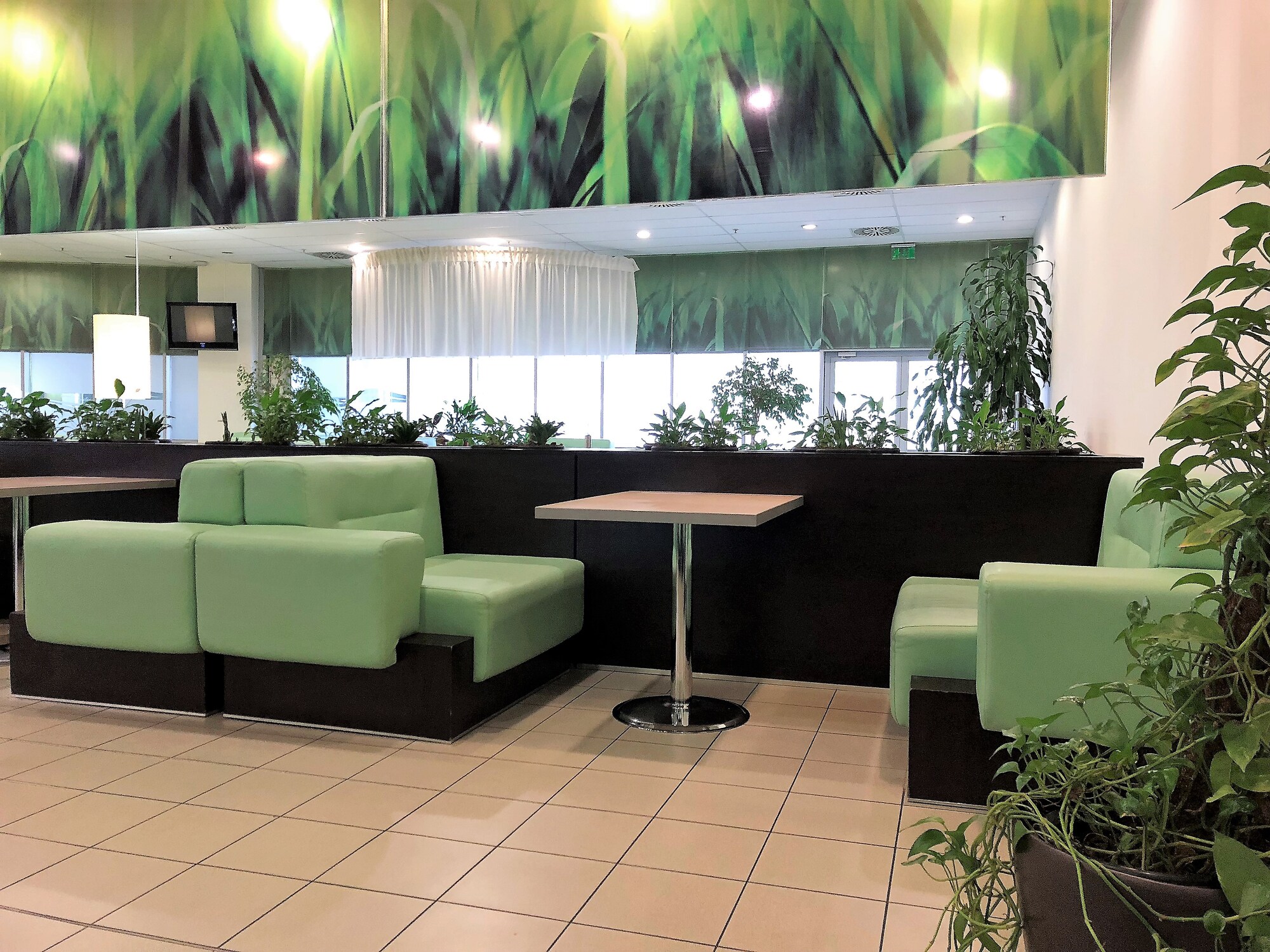 #1 of 5 images of Preslav Lounge