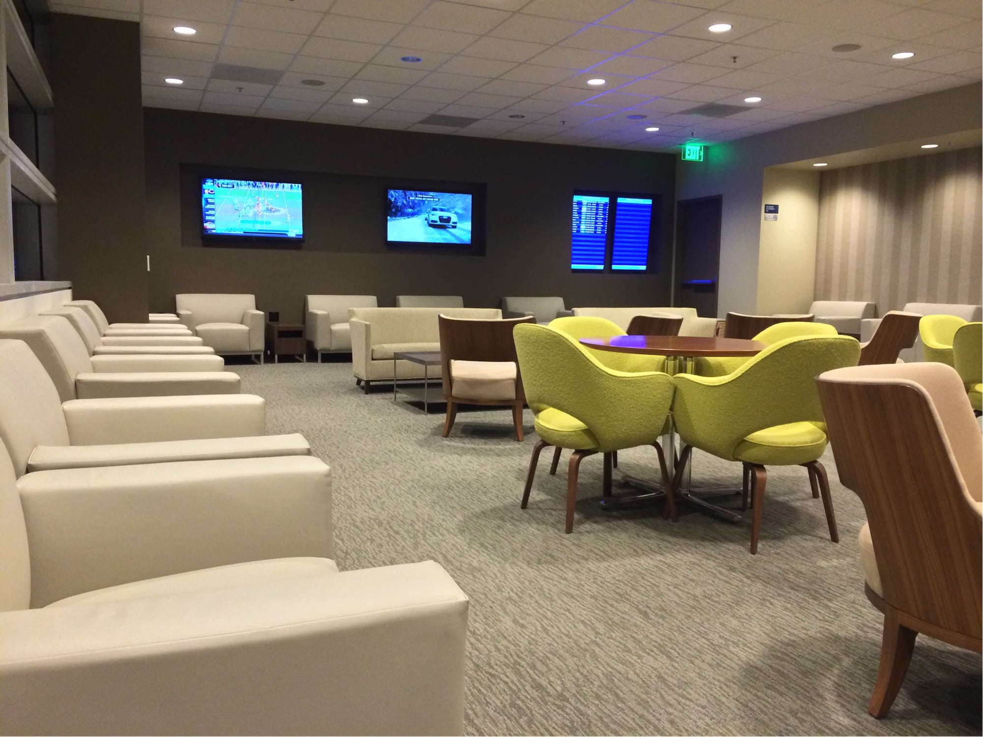 #2 of 5 images of The Club SJC (Gate A15) (Temporarily Closed)