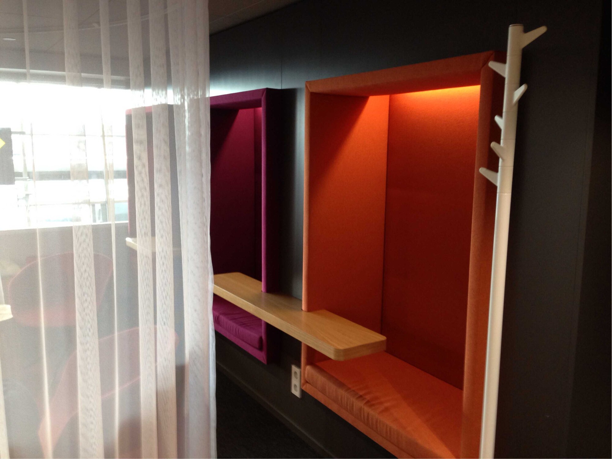 #5 of 5 images of Aspire Lounge