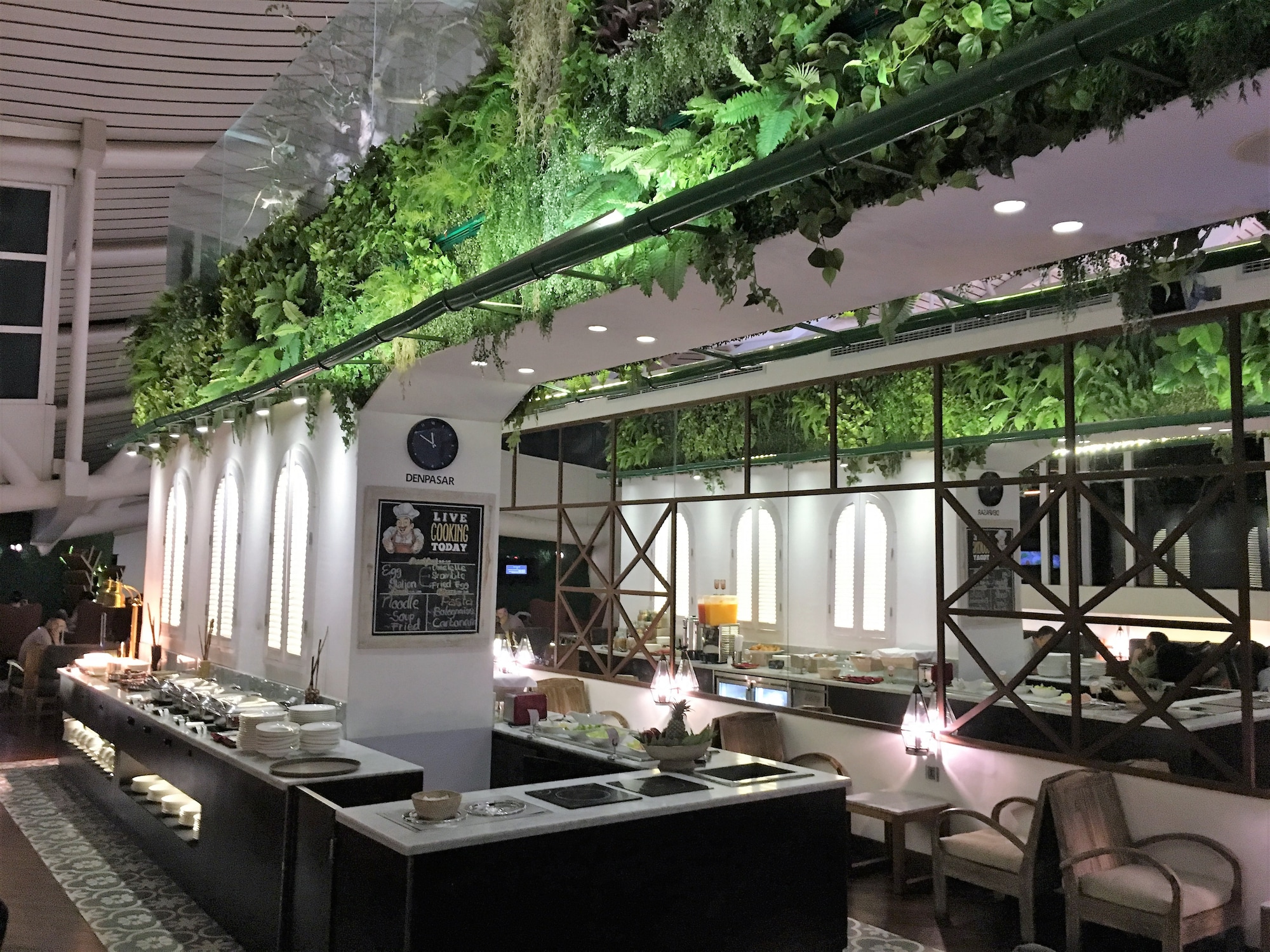 #1 of 5 images of T/G Lounge (Temporarily Closed)