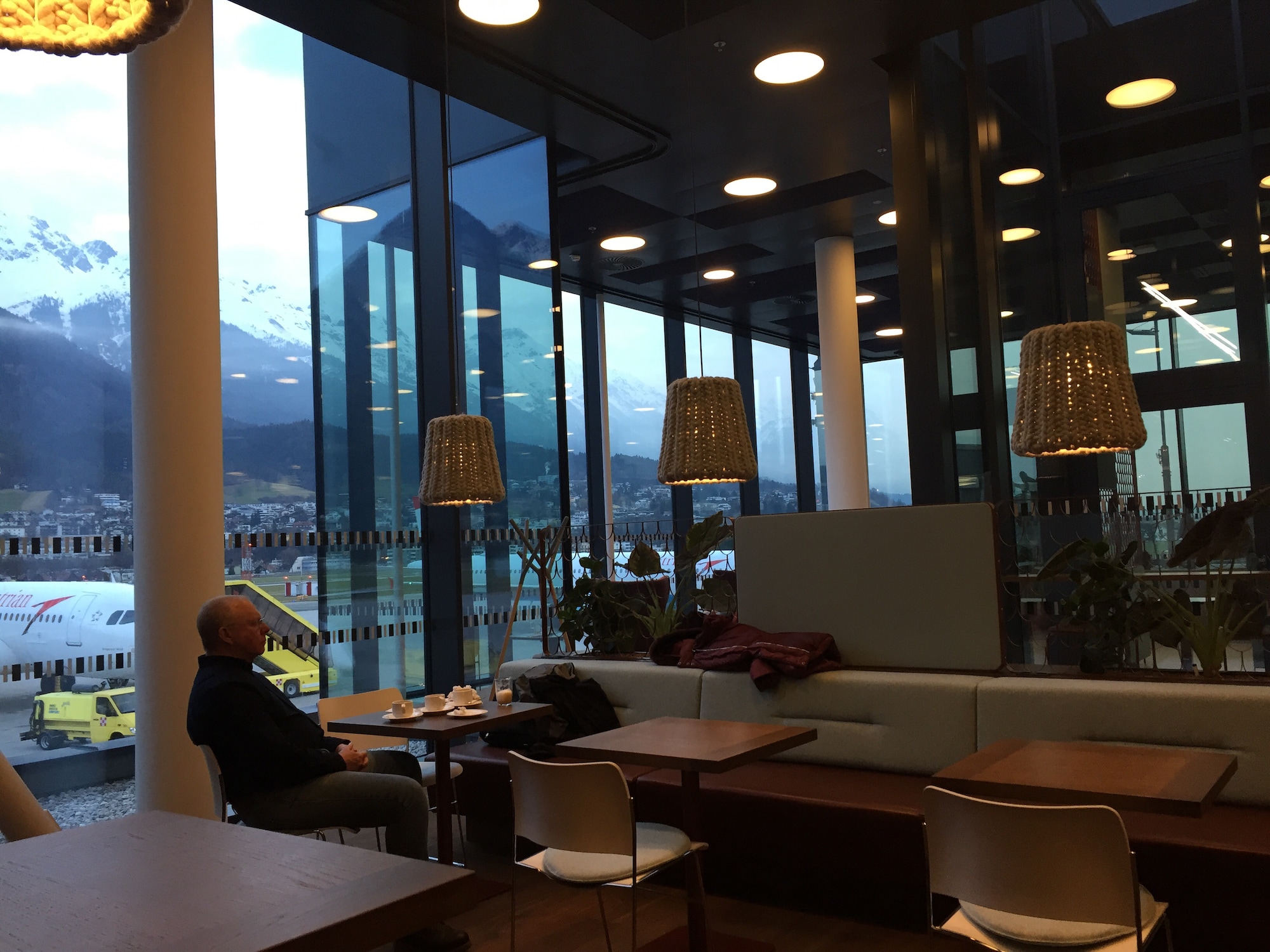 #5 of 5 images of Tyrol Lounge (Temporarily Closed)