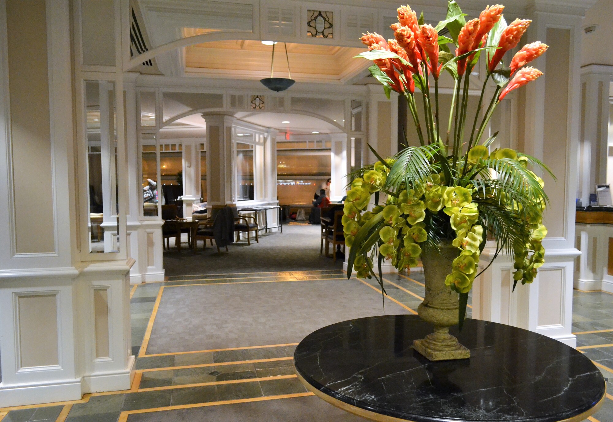 #5 of 5 images of Delta Air Lines Delta Sky Club