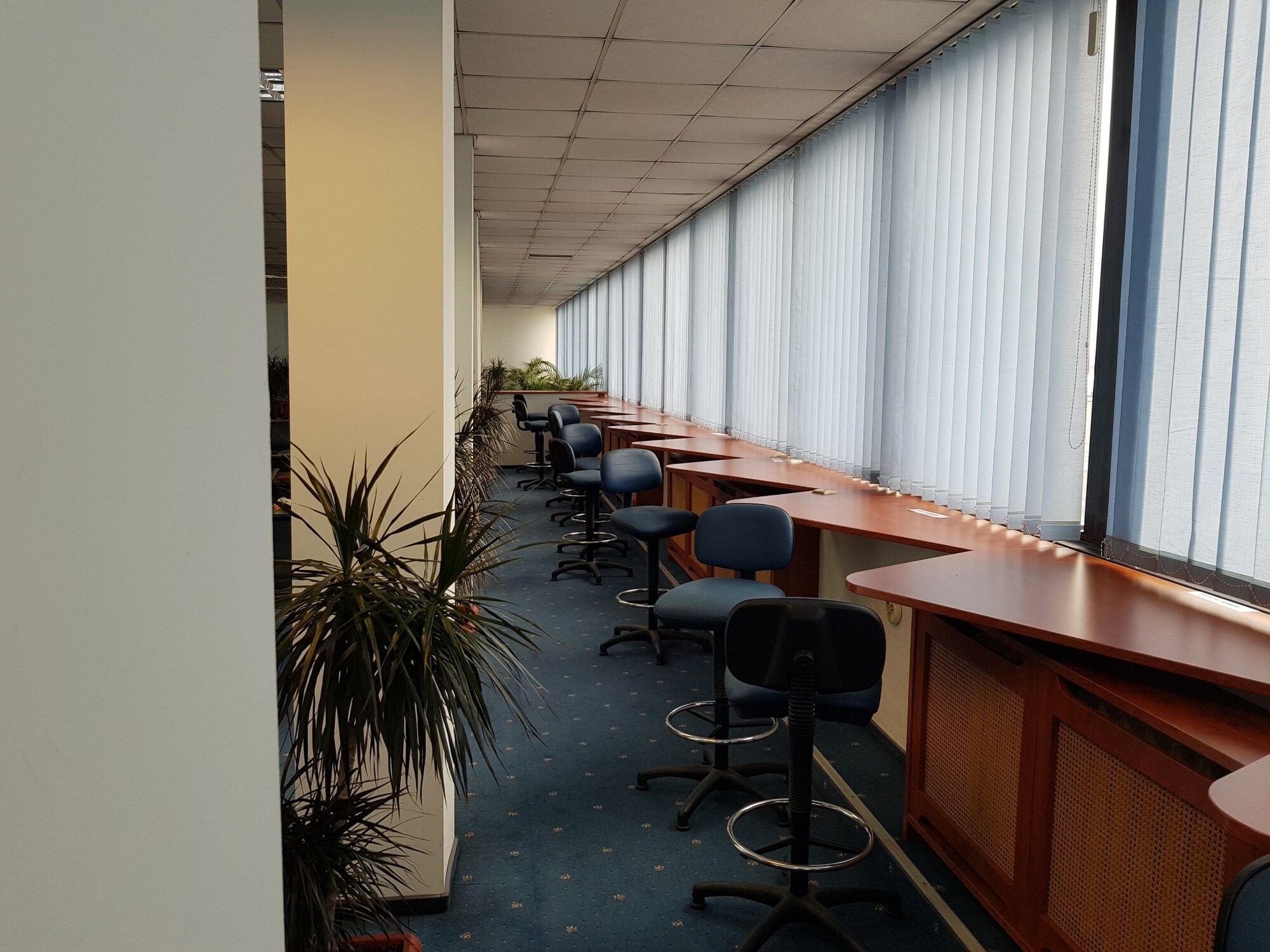 #2 of 5 images of Sofia Lounge