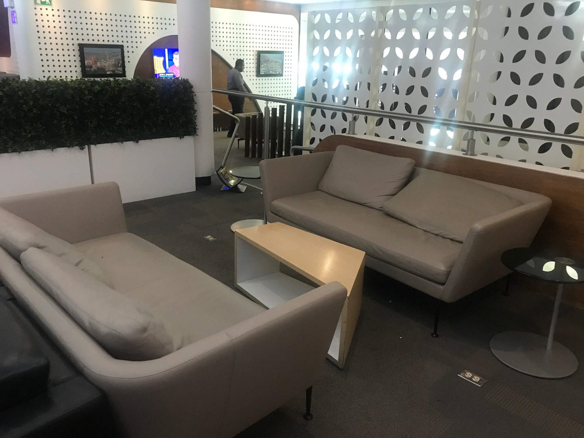 #3 of 4 images of VIP Lounge