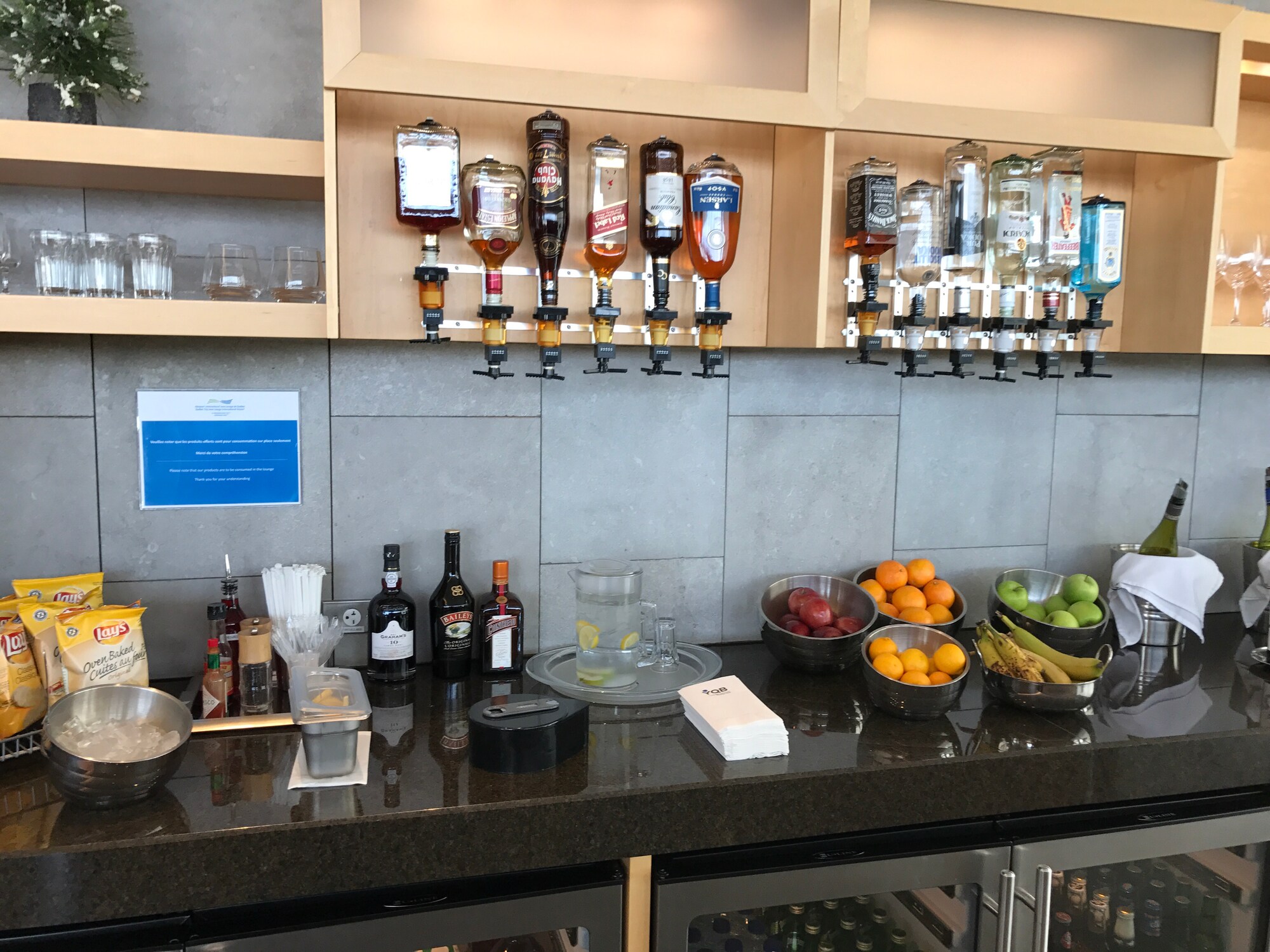 #4 of 5 images of Salon VIP Lounge (Temporarily Closed)