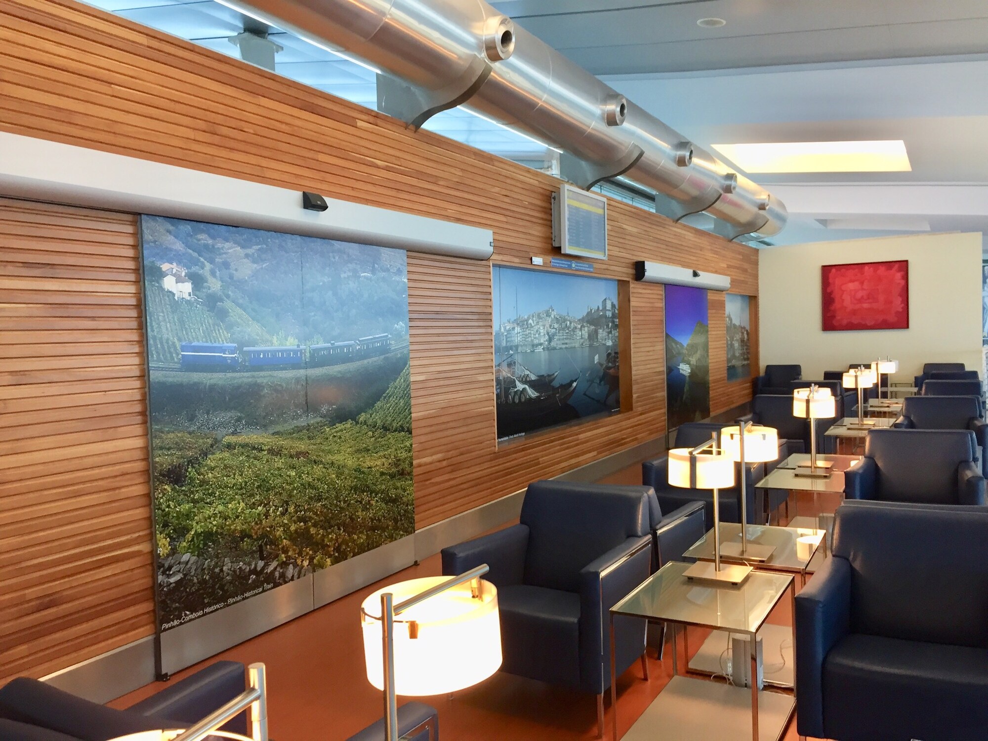 #3 of 5 images of ANA Airport Lounge (Temporarily Closed)