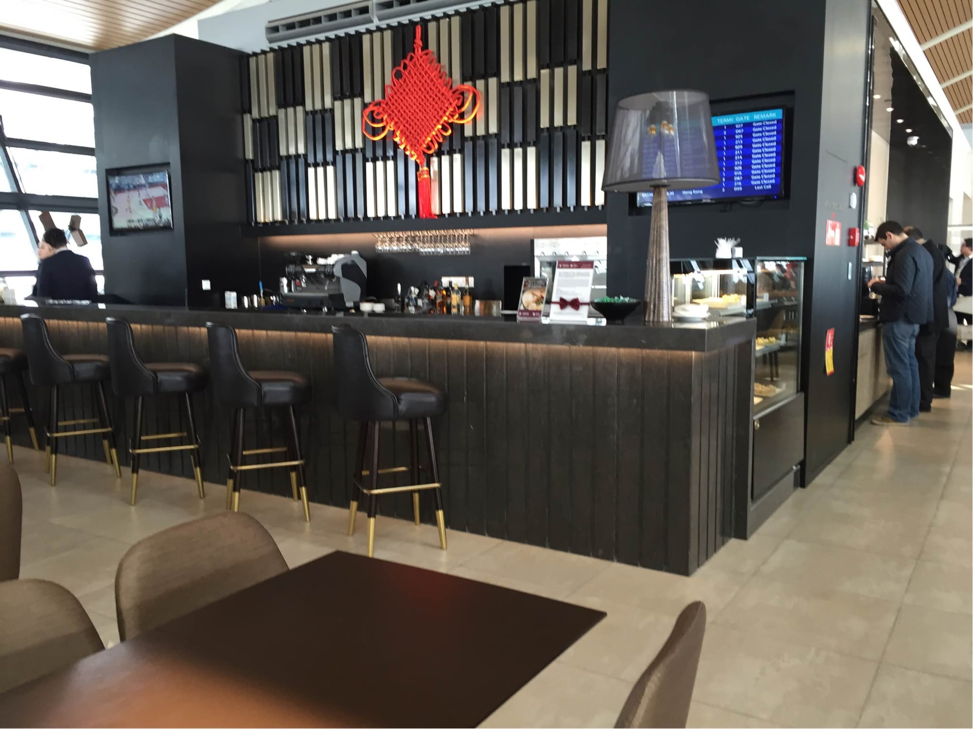 #4 of 5 images of No. 77 China Eastern Plaza Premium Lounge